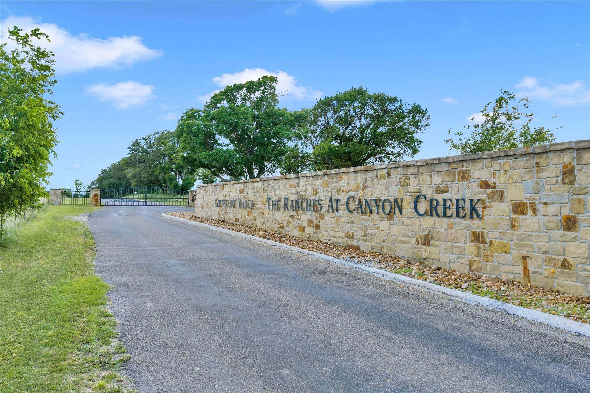 108 Lost Canyon CRK, Bertram, TX 78605