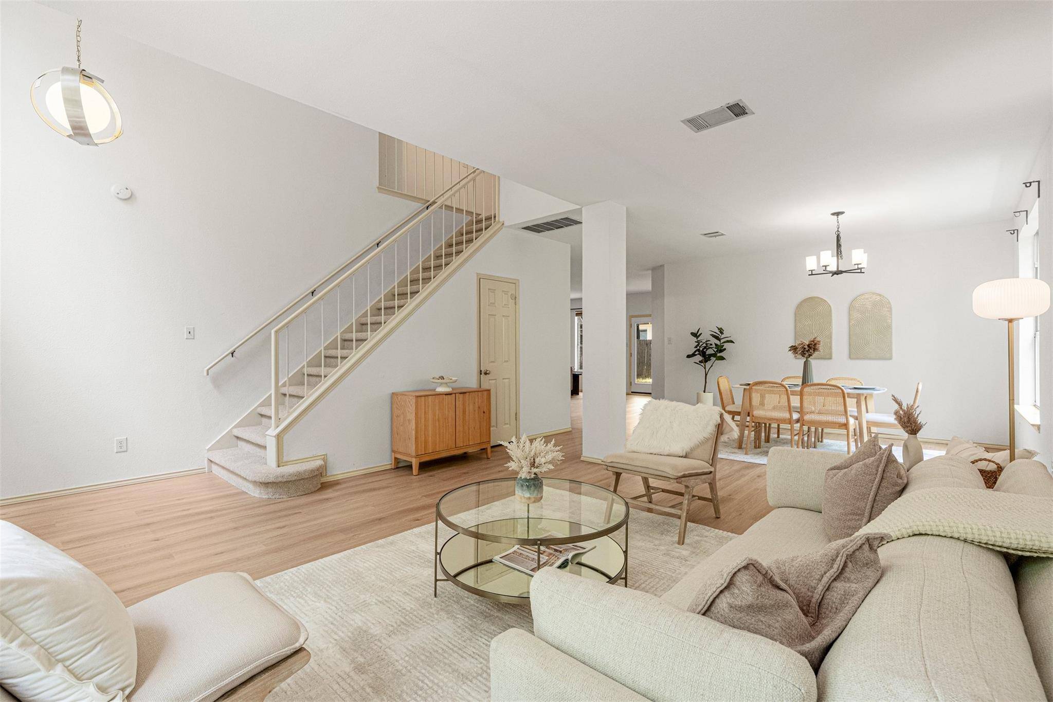 7516 Windrush DR, Austin, TX 78729