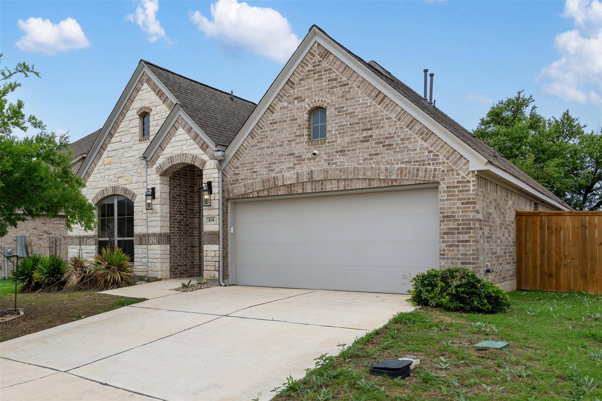 104 Anejo Bluff CT, Georgetown, TX 78628