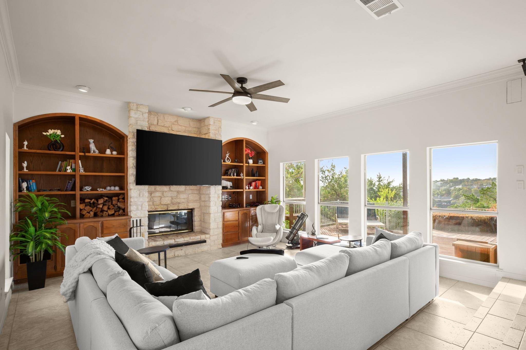 7209 Foxtree CV, Austin, TX 78750