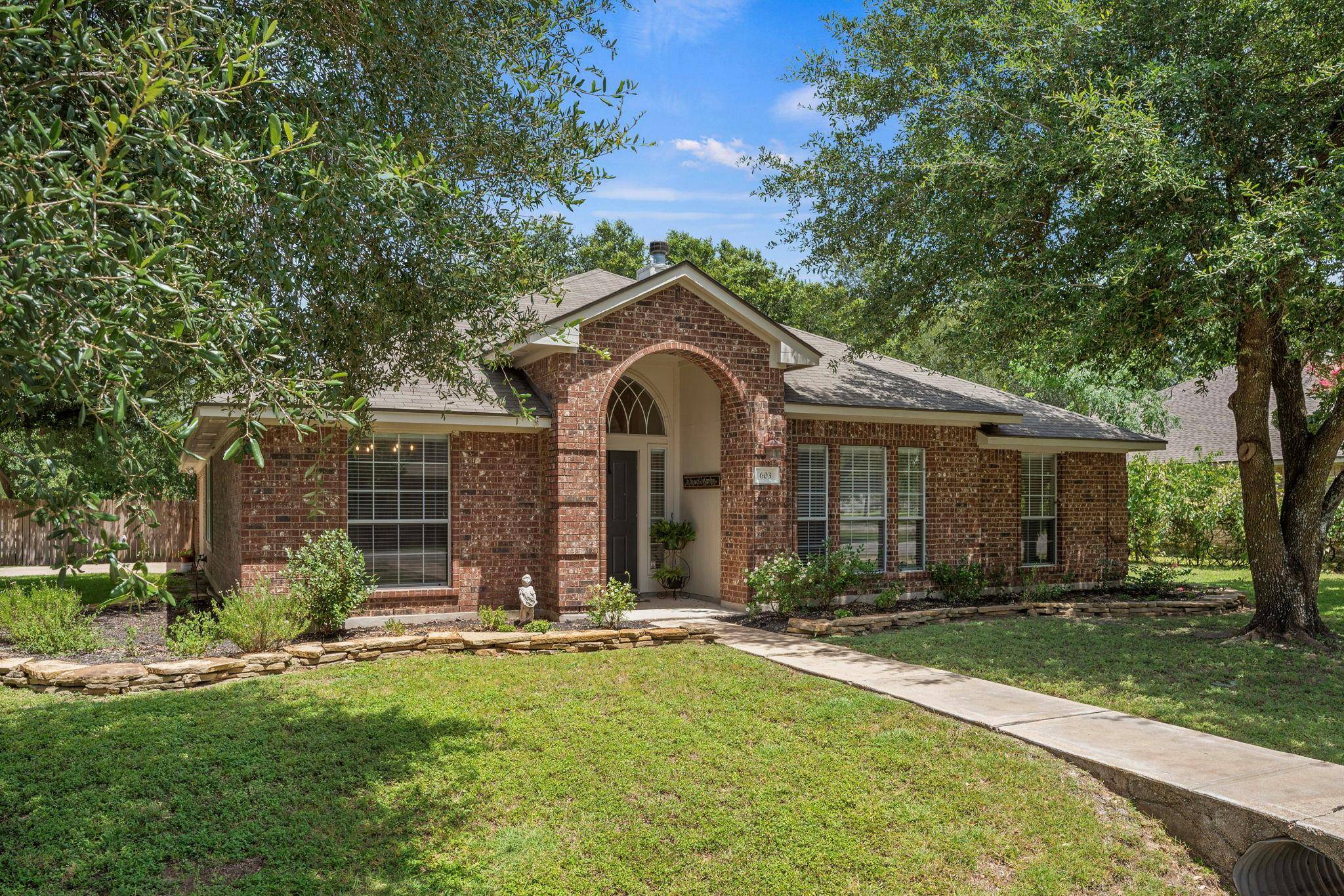 603 Prickly Pear PASS, Buda, TX 78610