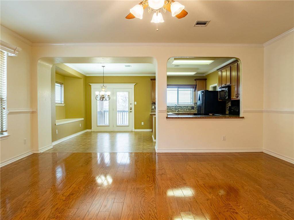 2113 Old Sterling RD, Cedar Park, TX 78613