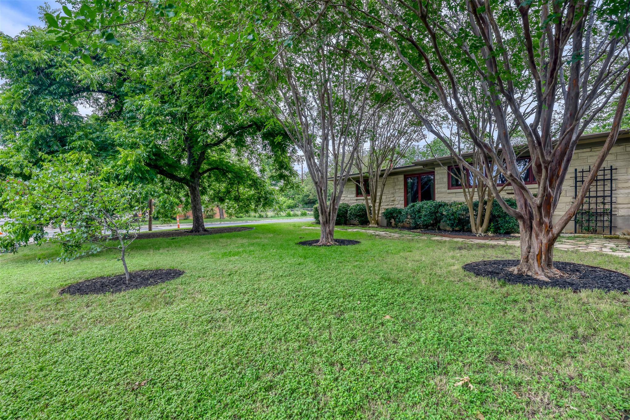 6011 Shoal Creek BLVD, Austin, TX 78757