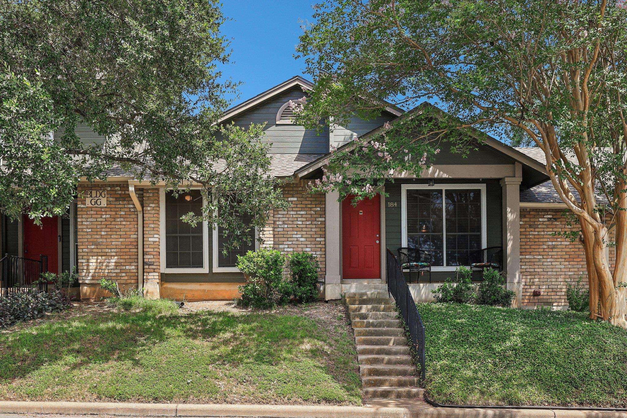 1015 Yager LN #184, Austin, TX 78753