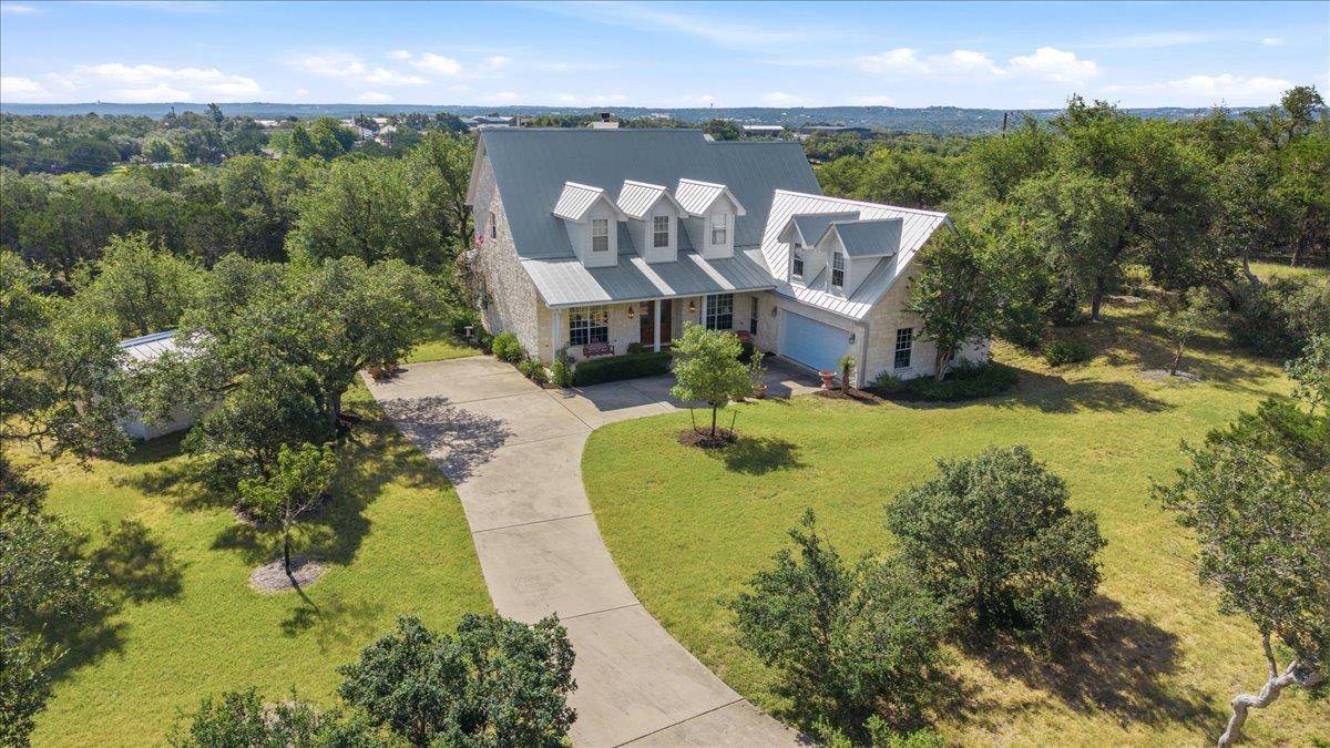 280 Hannah DR, Dripping Springs, TX 78620