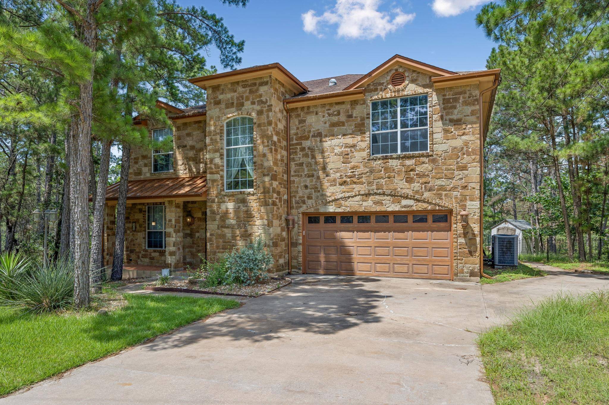 138 Papawai DR, Bastrop, TX 78602