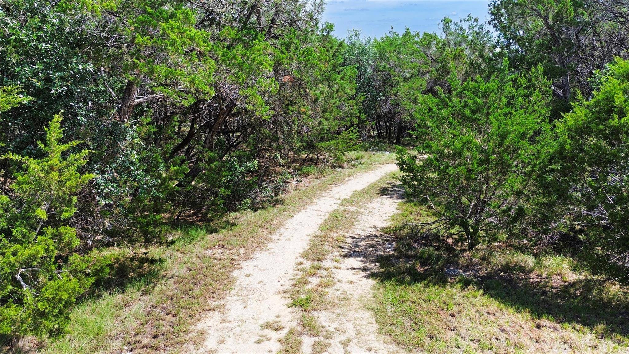 1400 Valley View RD, Wimberley, TX 78676