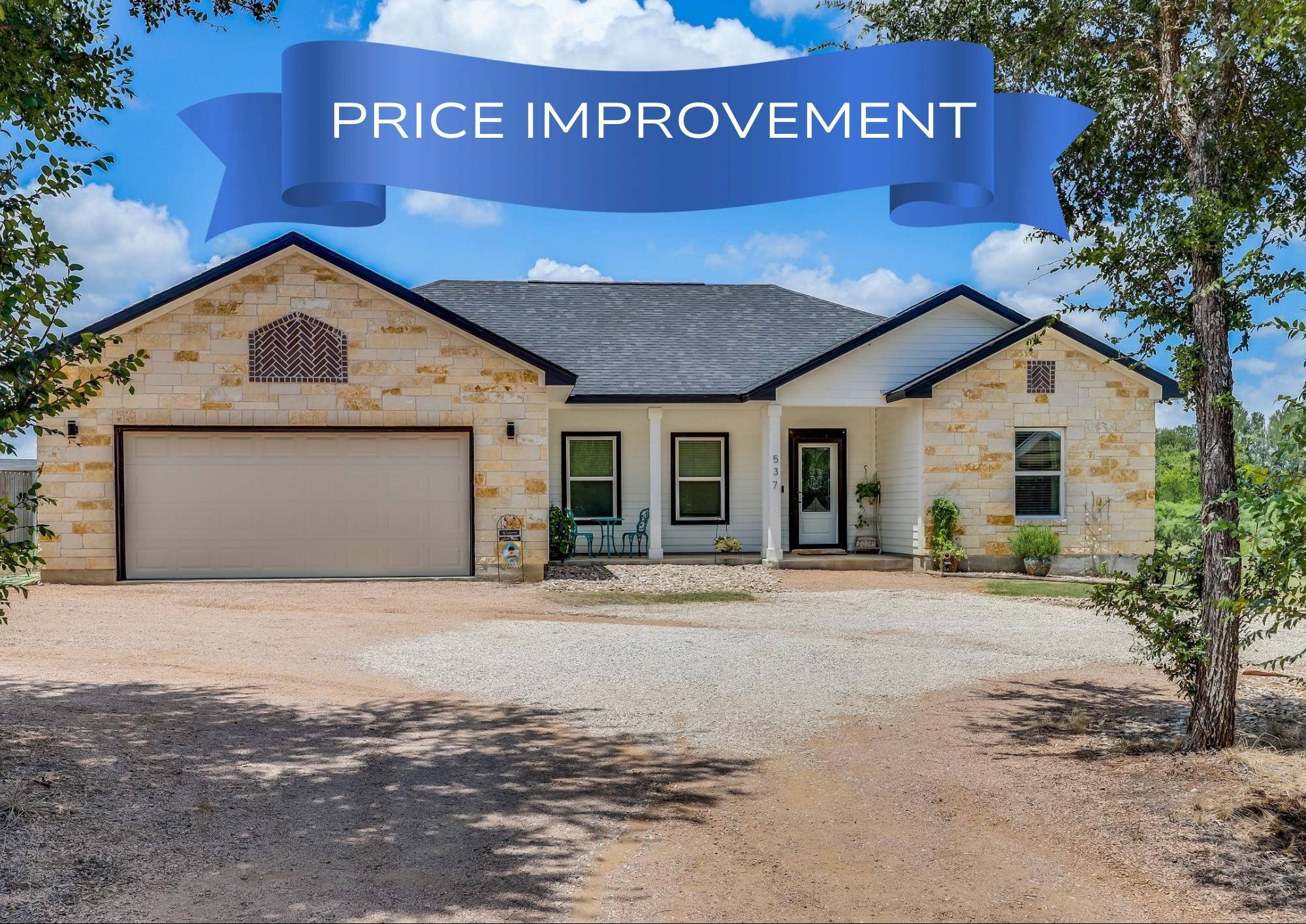 537 Lower Elgin RD, Elgin, TX 78621