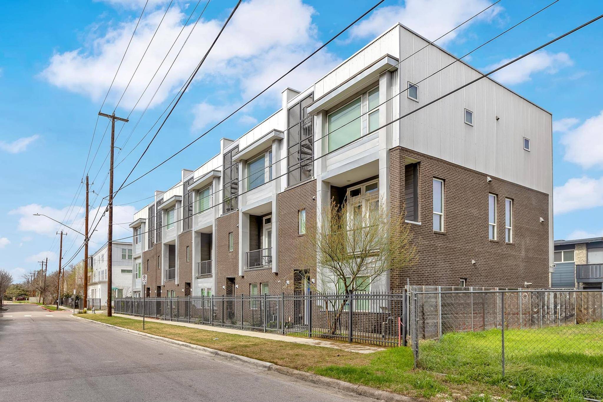 1008 Concordia Ave, Austin, TX 78705