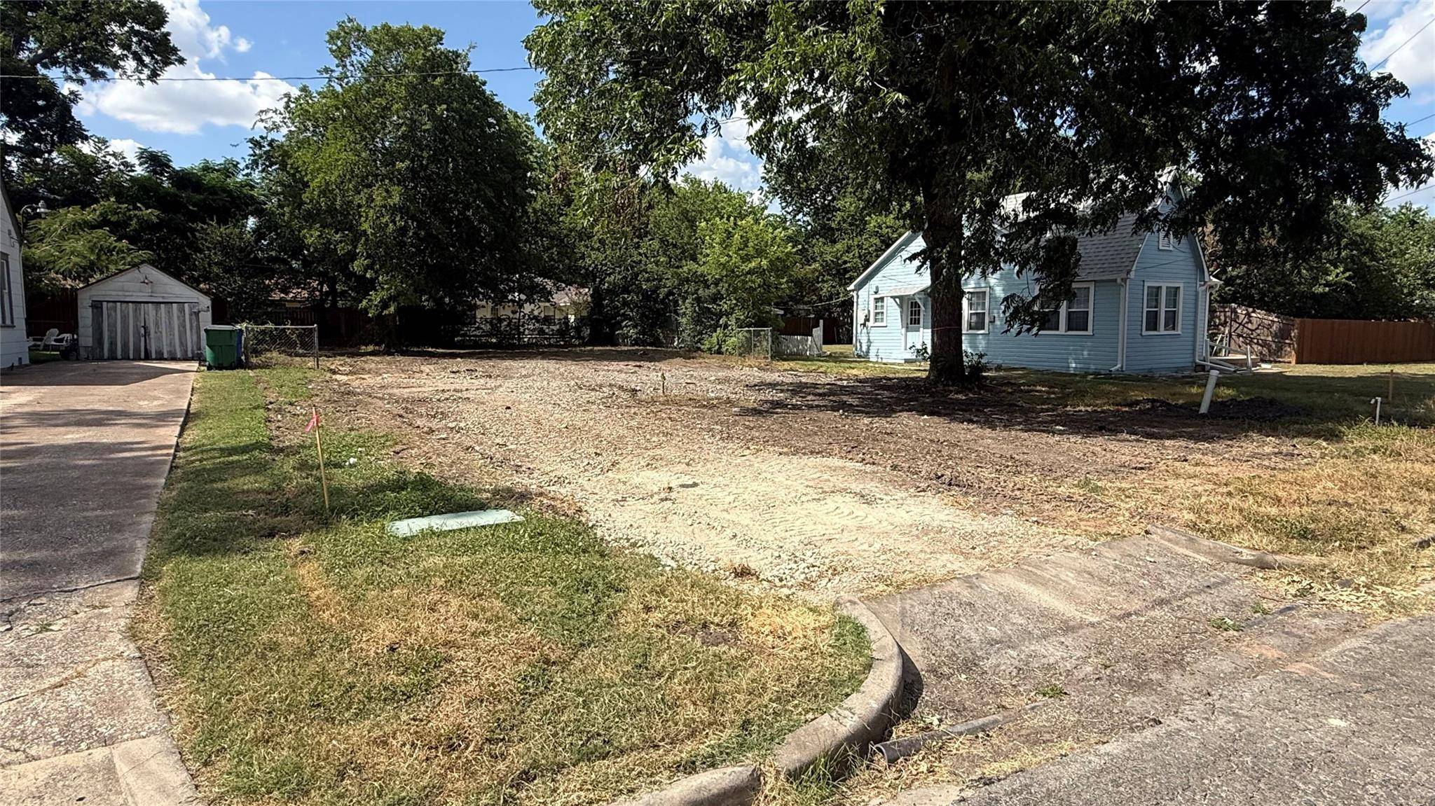 1312 Wallace ST, Taylor, TX 76574