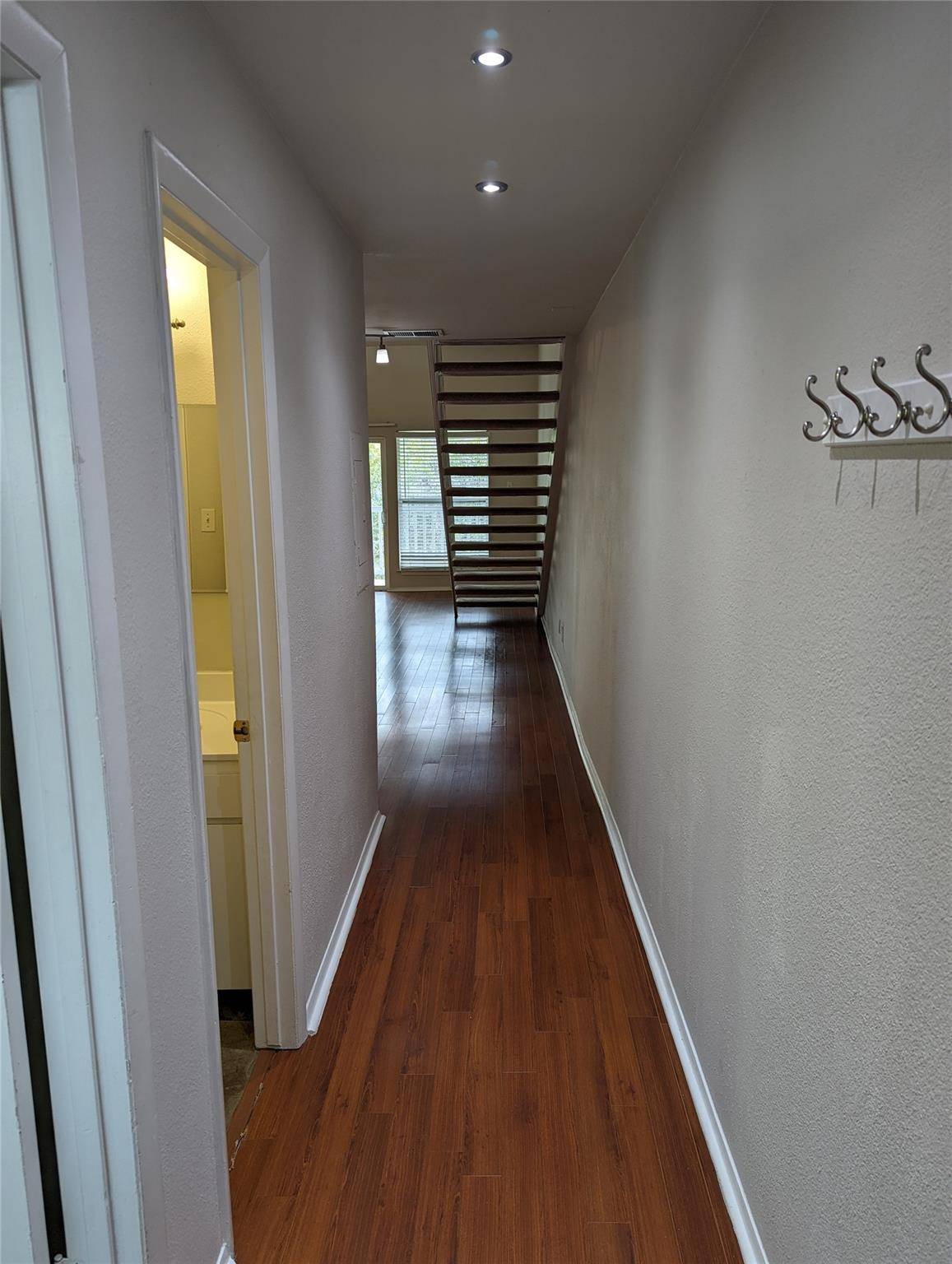 1818 S Lakeshore BLVD #36, Austin, TX 78741