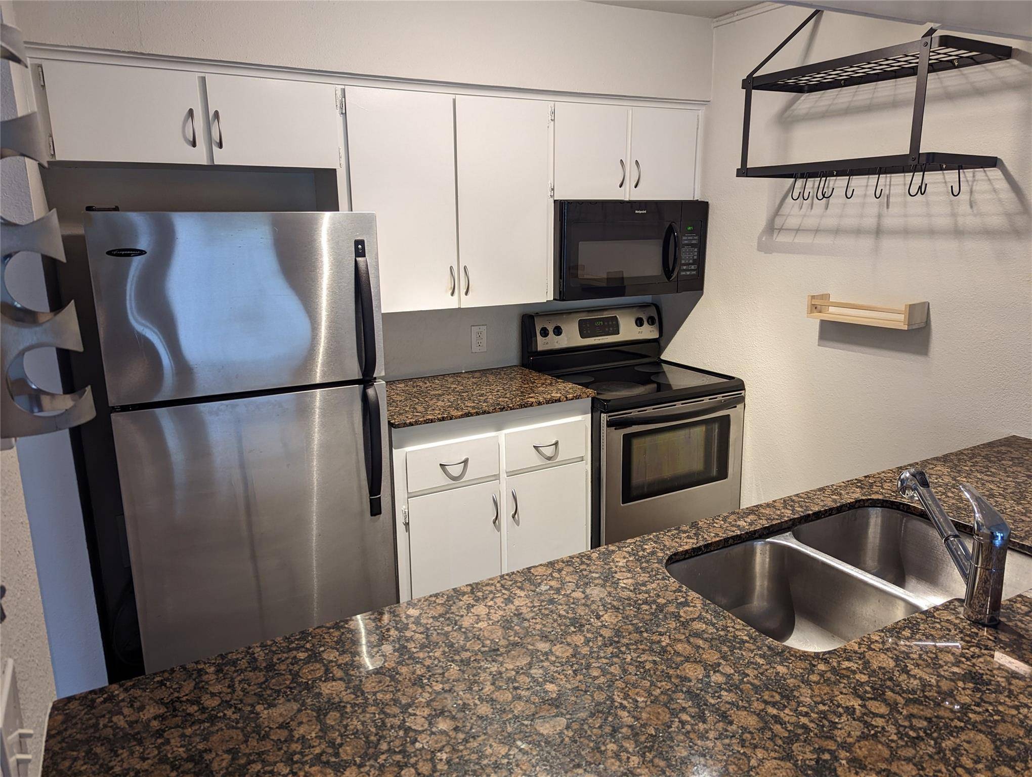 1818 S Lakeshore BLVD #36, Austin, TX 78741
