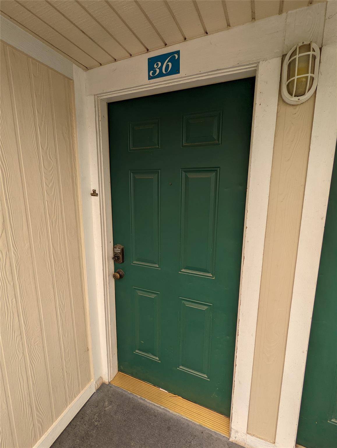 1818 S Lakeshore BLVD #36, Austin, TX 78741