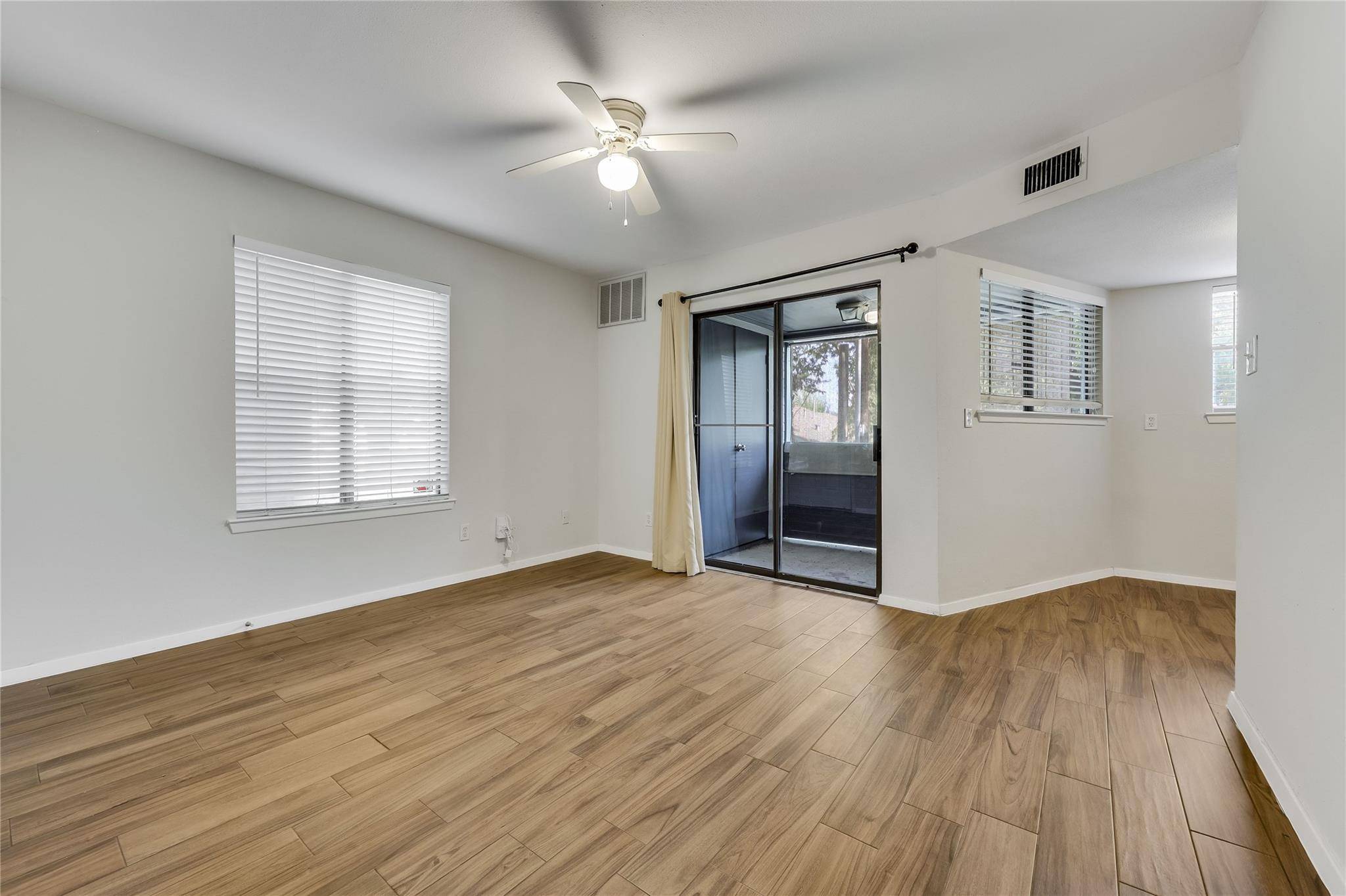 2500 Burleson RD #609, Austin, TX 78741