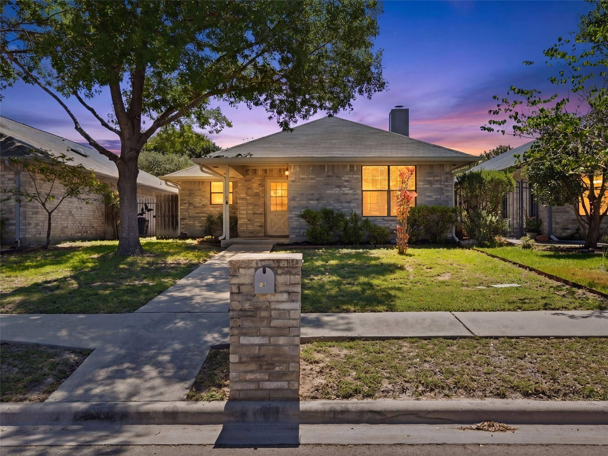 526 Riverside DR, New Braunfels, TX 78130