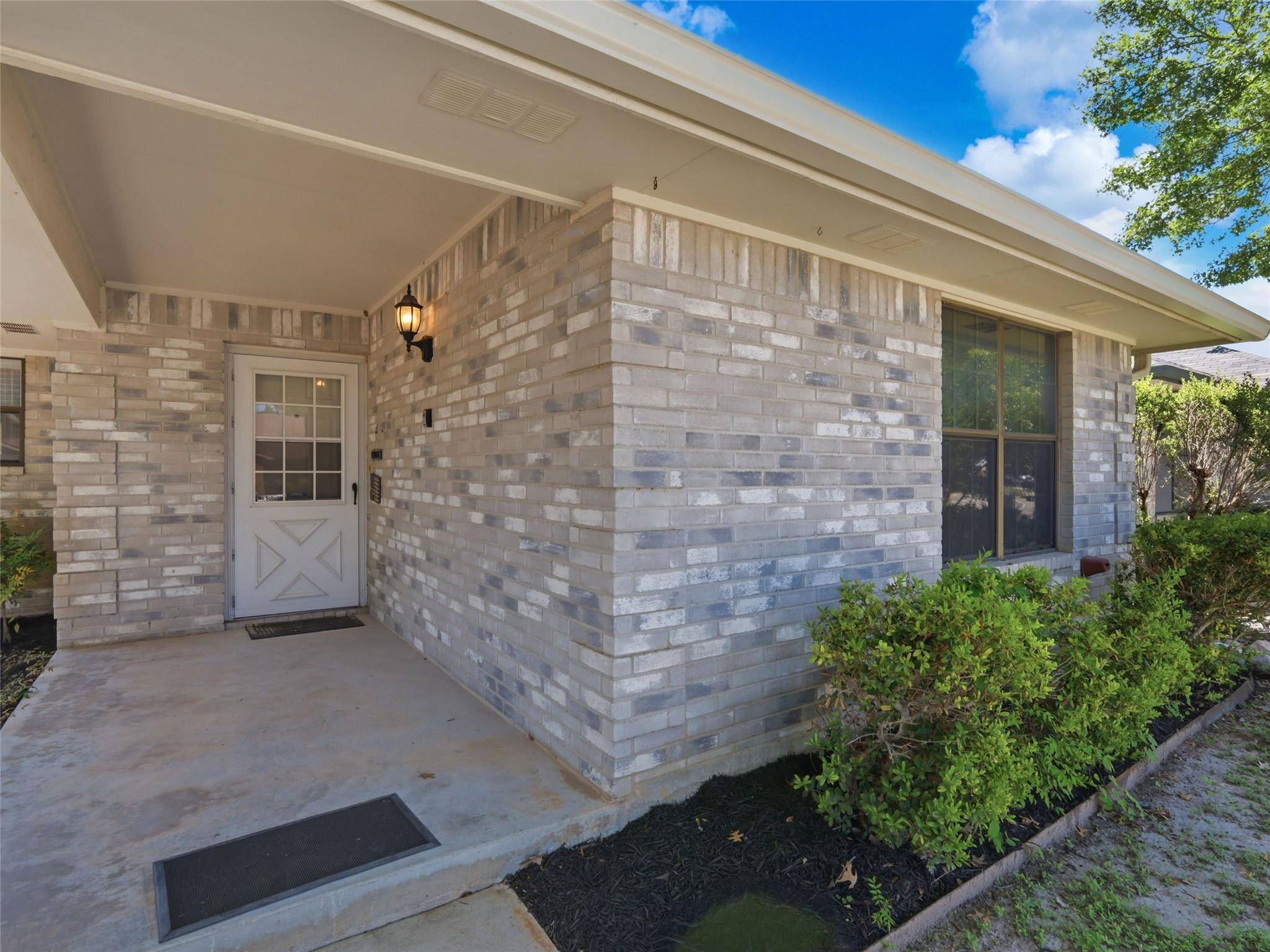 526 Riverside DR, New Braunfels, TX 78130
