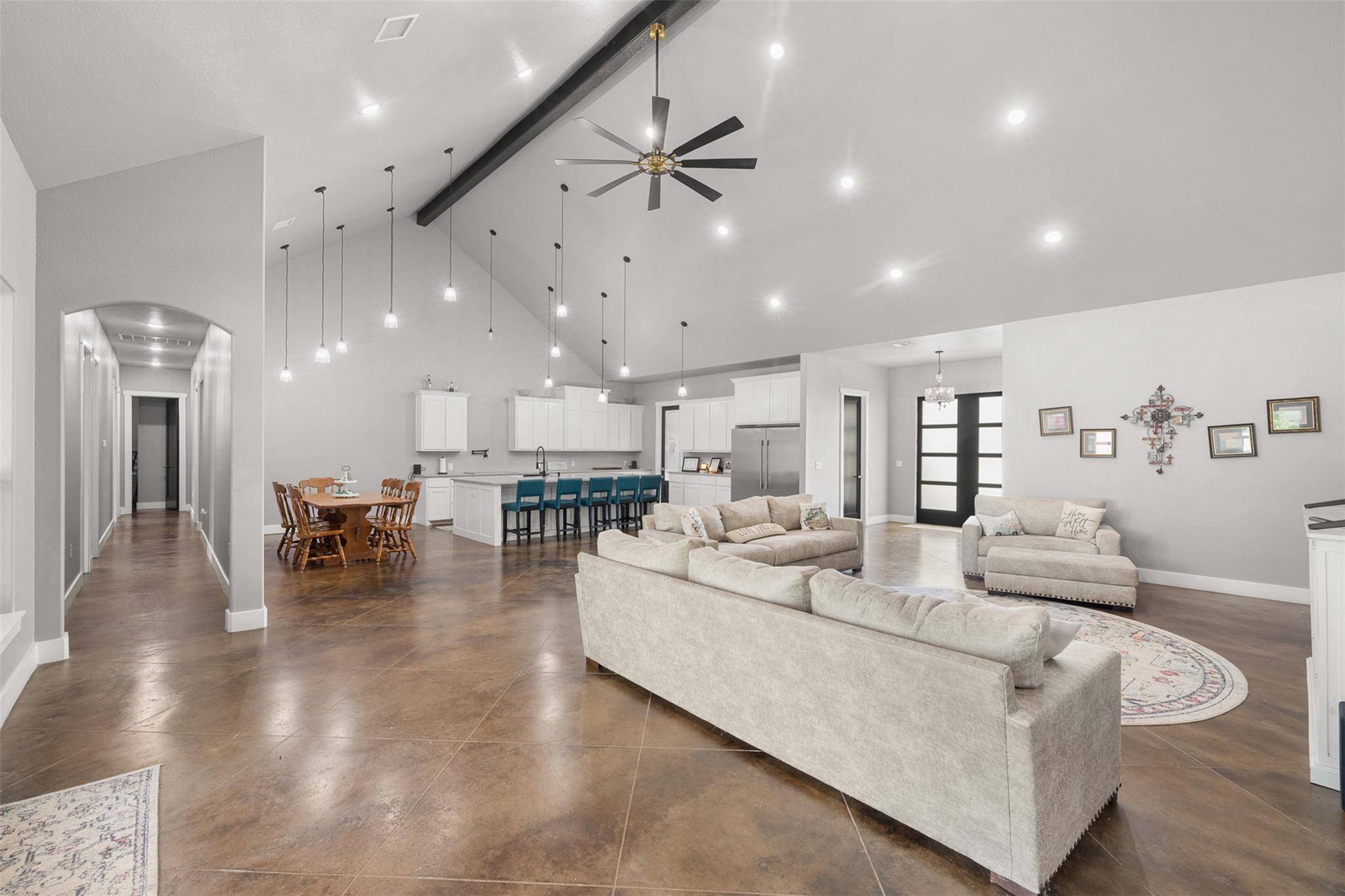 6021 N Fm 1915, Buckholts, TX 76518