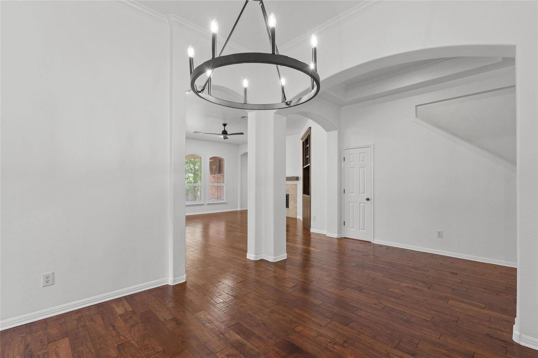 10421 Hansa DR, Austin, TX 78739