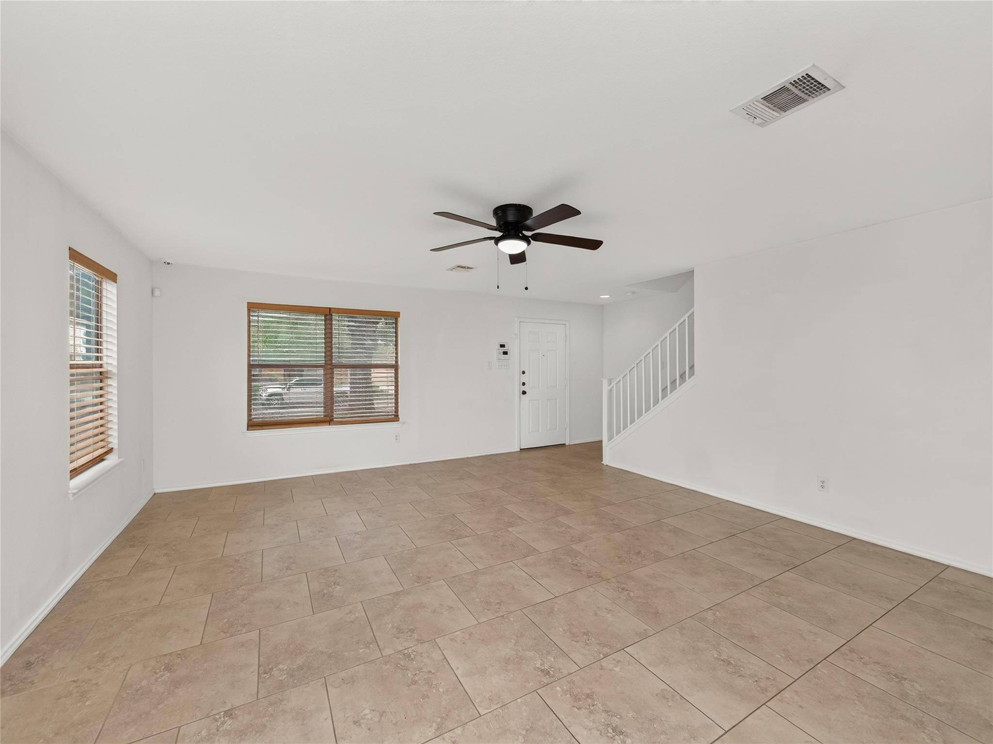 4912 Woodstock DR, Georgetown, TX 78633