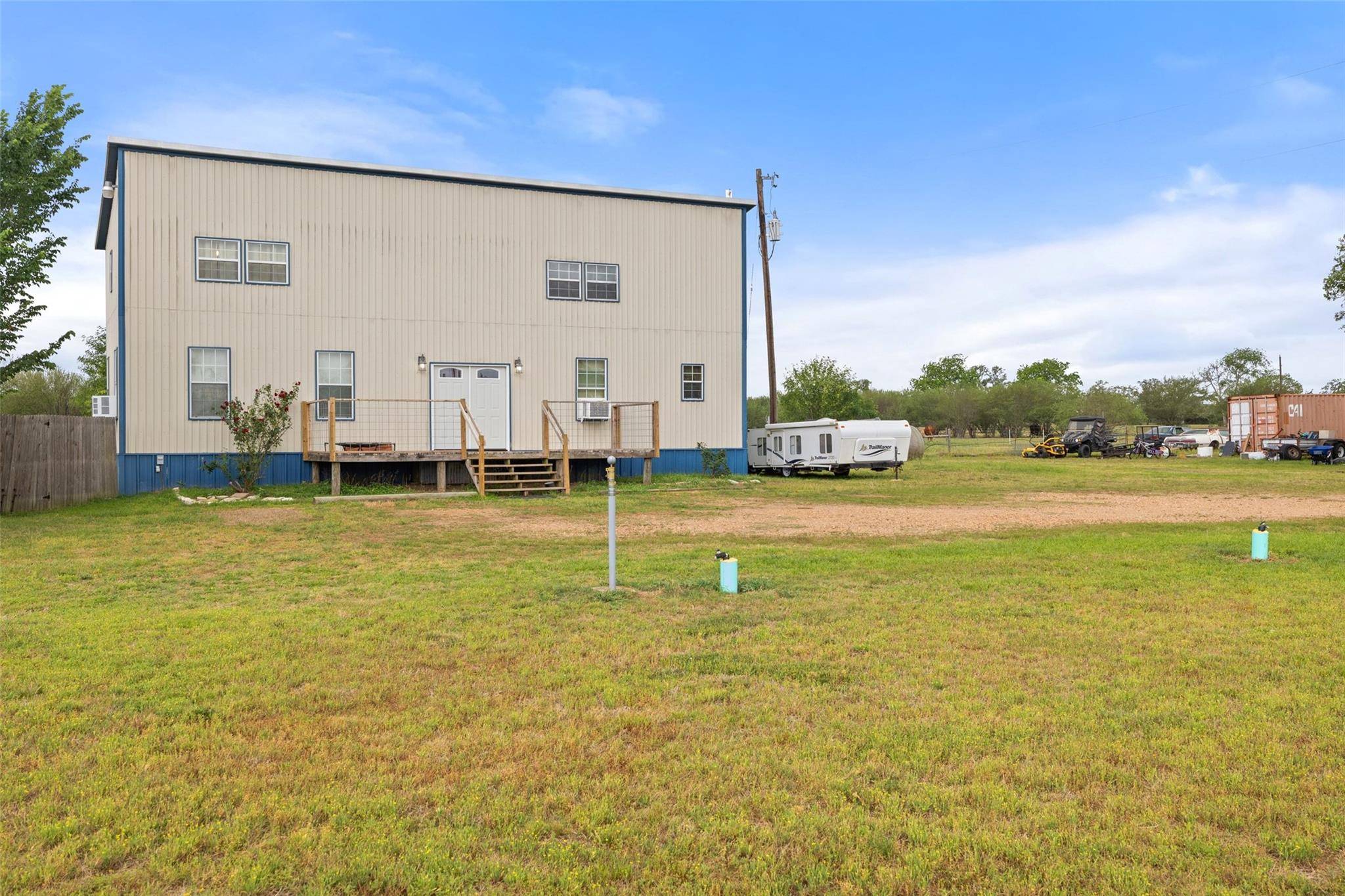 3210 County Rd 226, Giddings, TX 78942