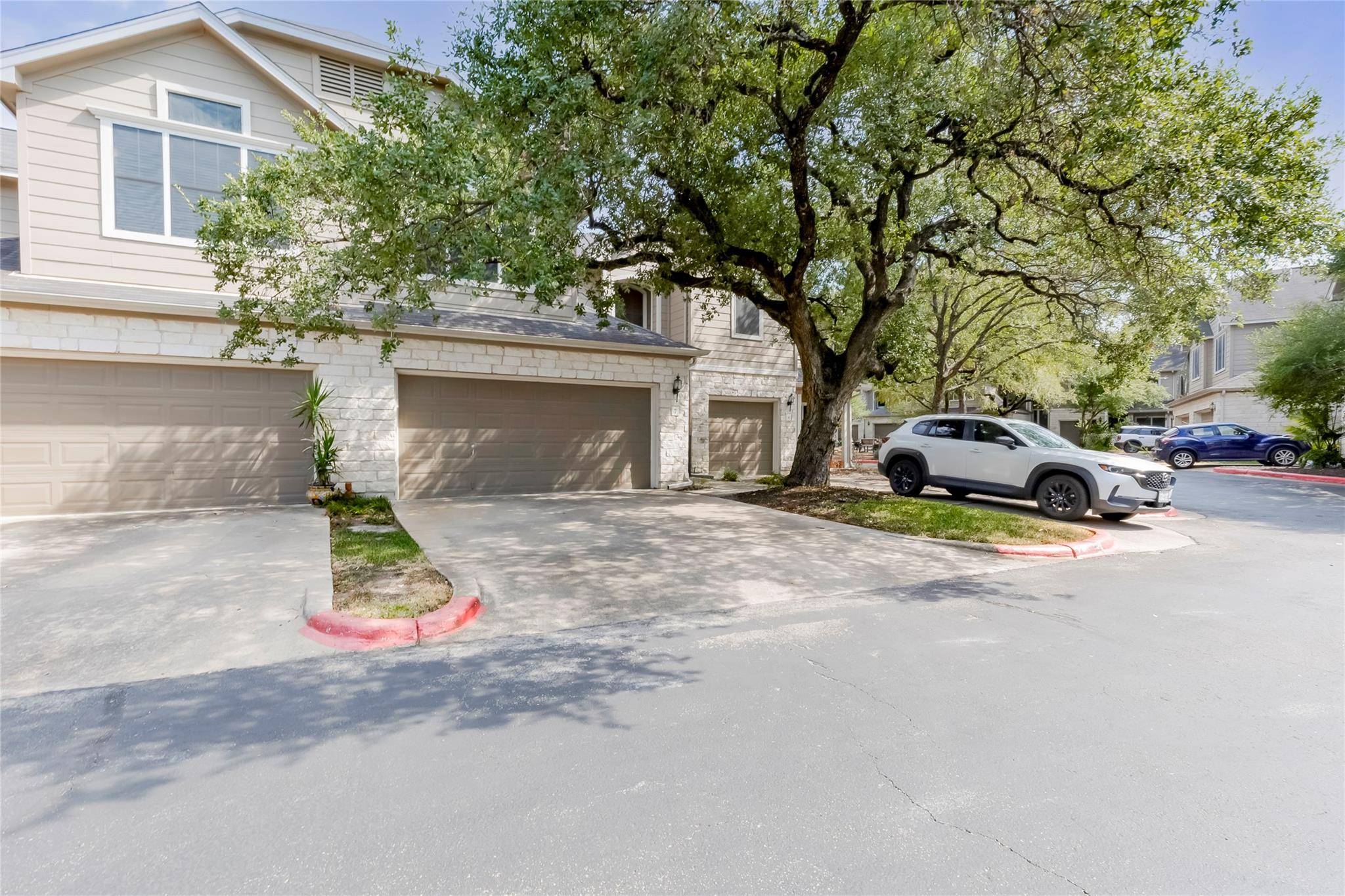 4501 Whispering Valley DR #7, Austin, TX 78727