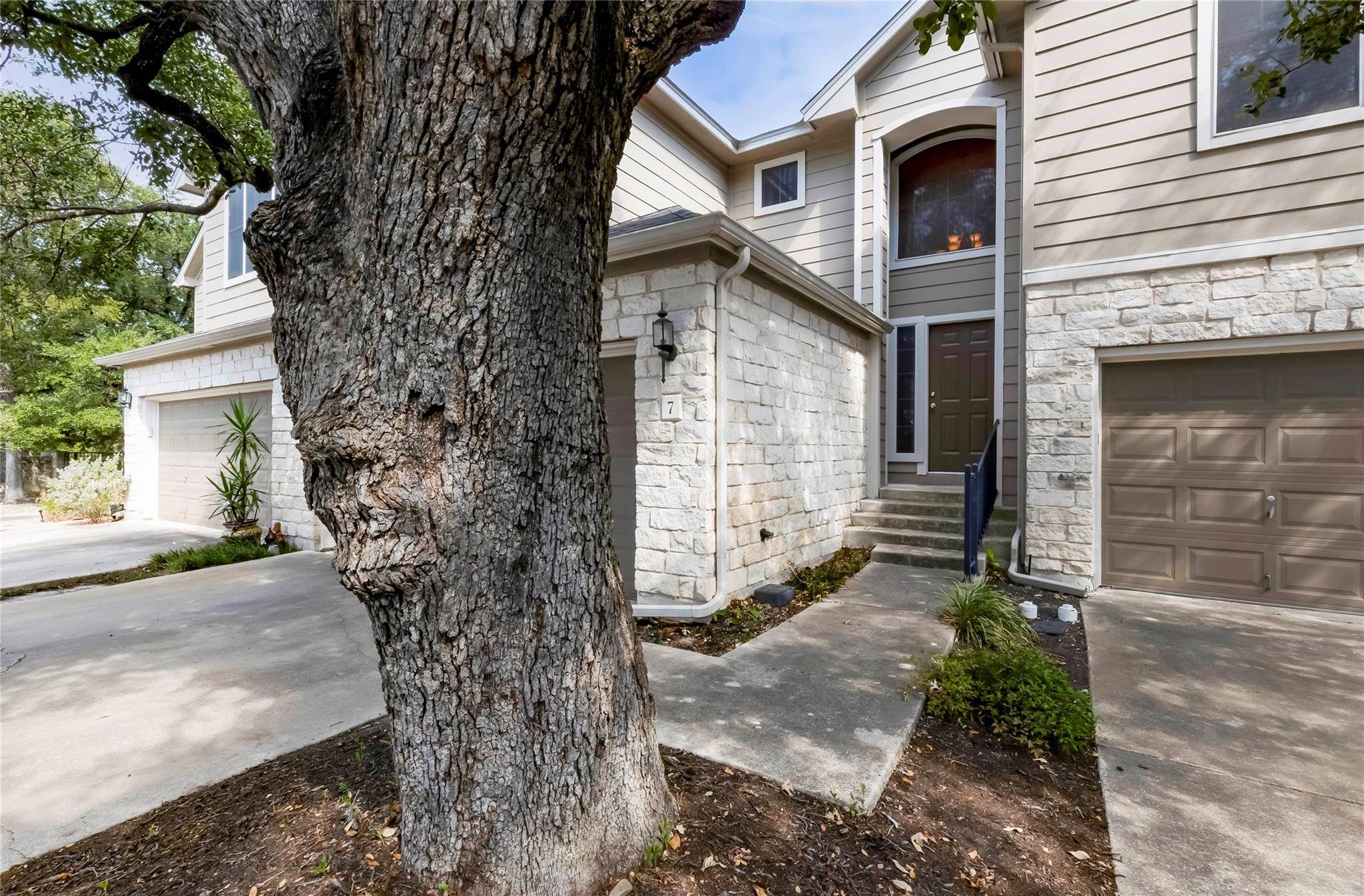 4501 Whispering Valley DR #7, Austin, TX 78727