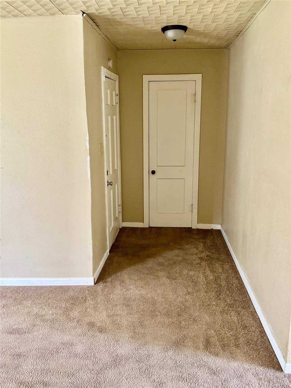 415 E 7th ST, Taylor, TX 76574