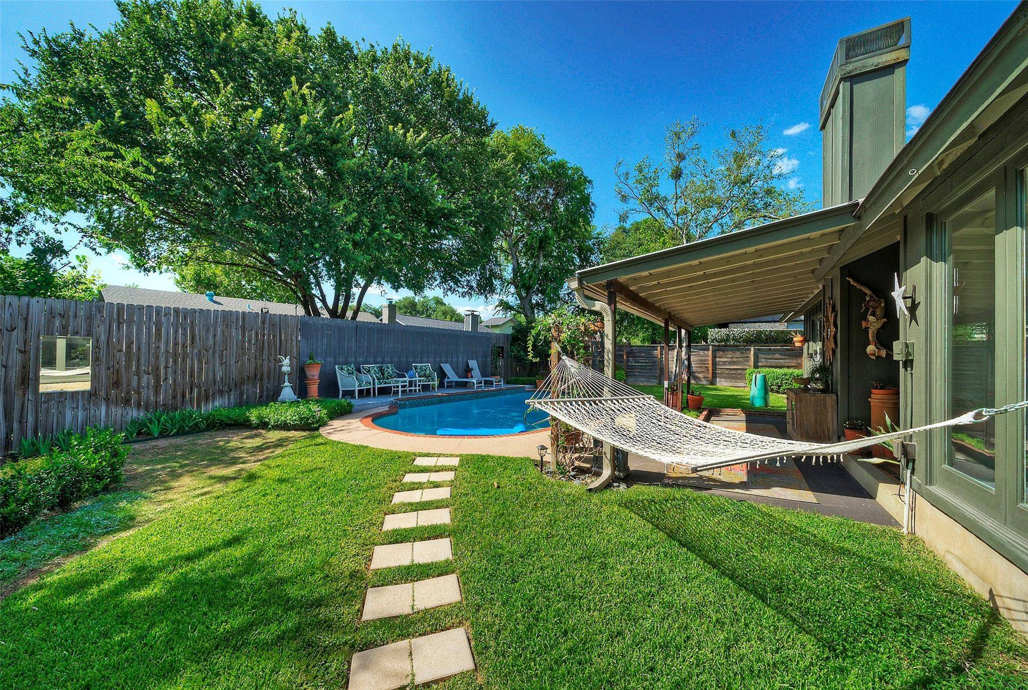 10606 Barnhill DR, Austin, TX 78758