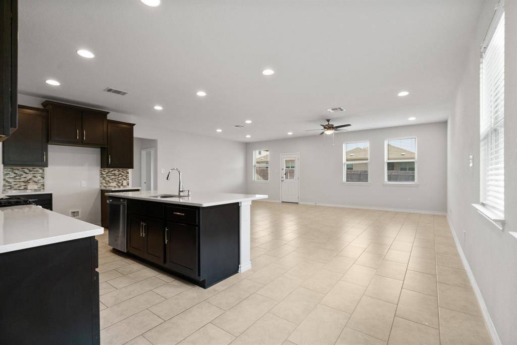 5809 Bellissima WAY, Round Rock, TX 78665