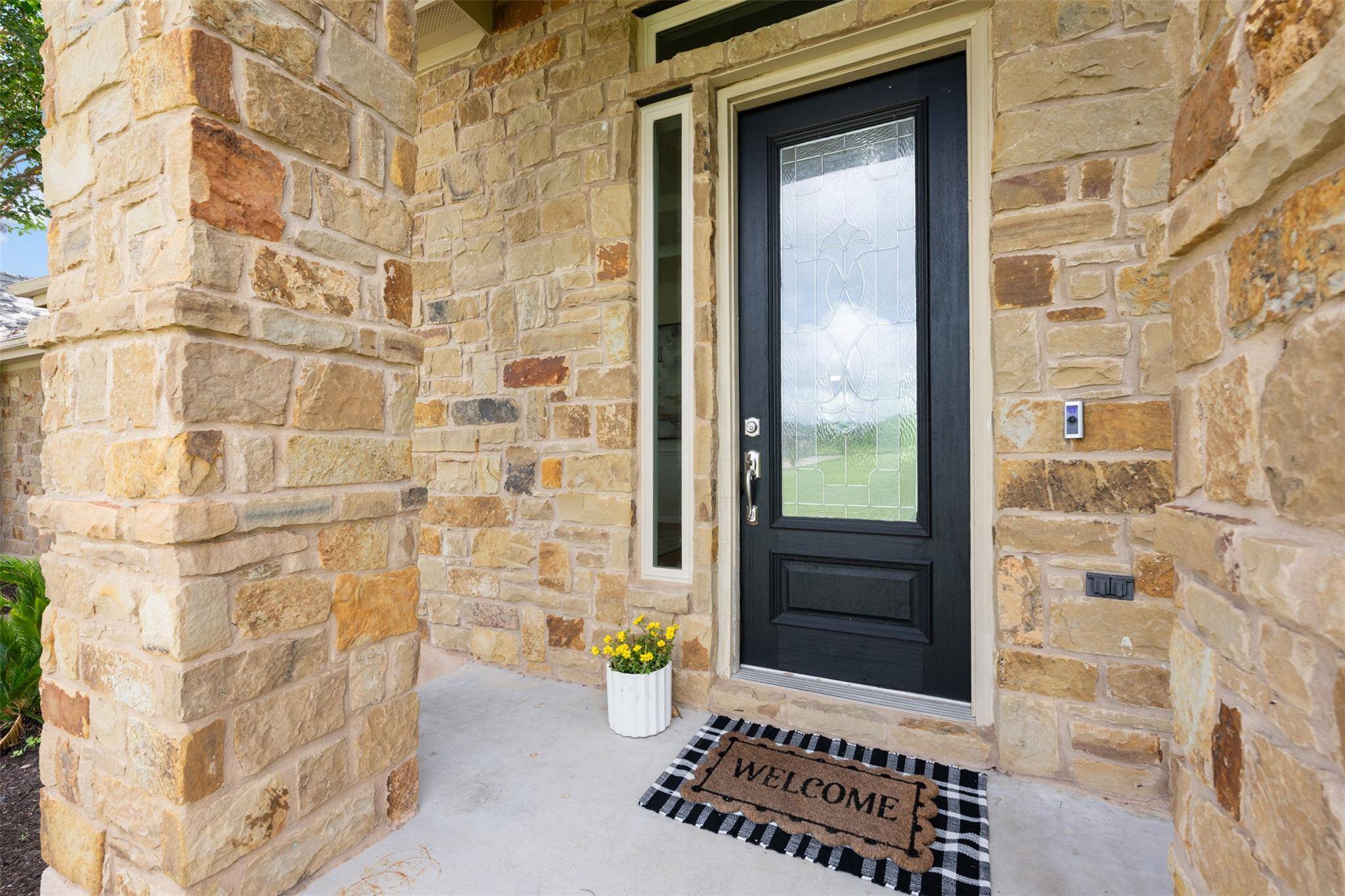 328 Apache PASS, Hutto, TX 78634