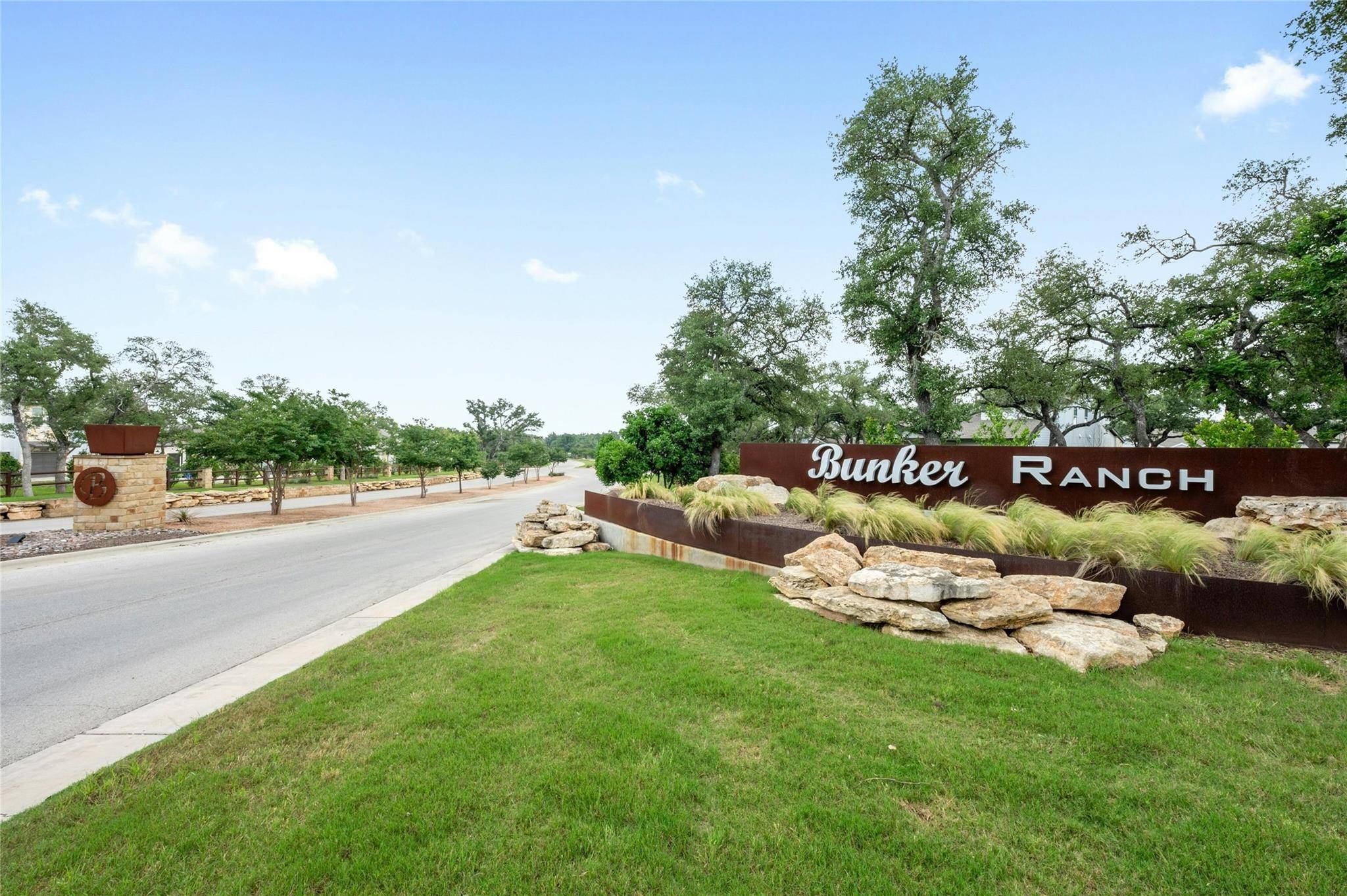 294 Mae PT, Dripping Springs, TX 78620