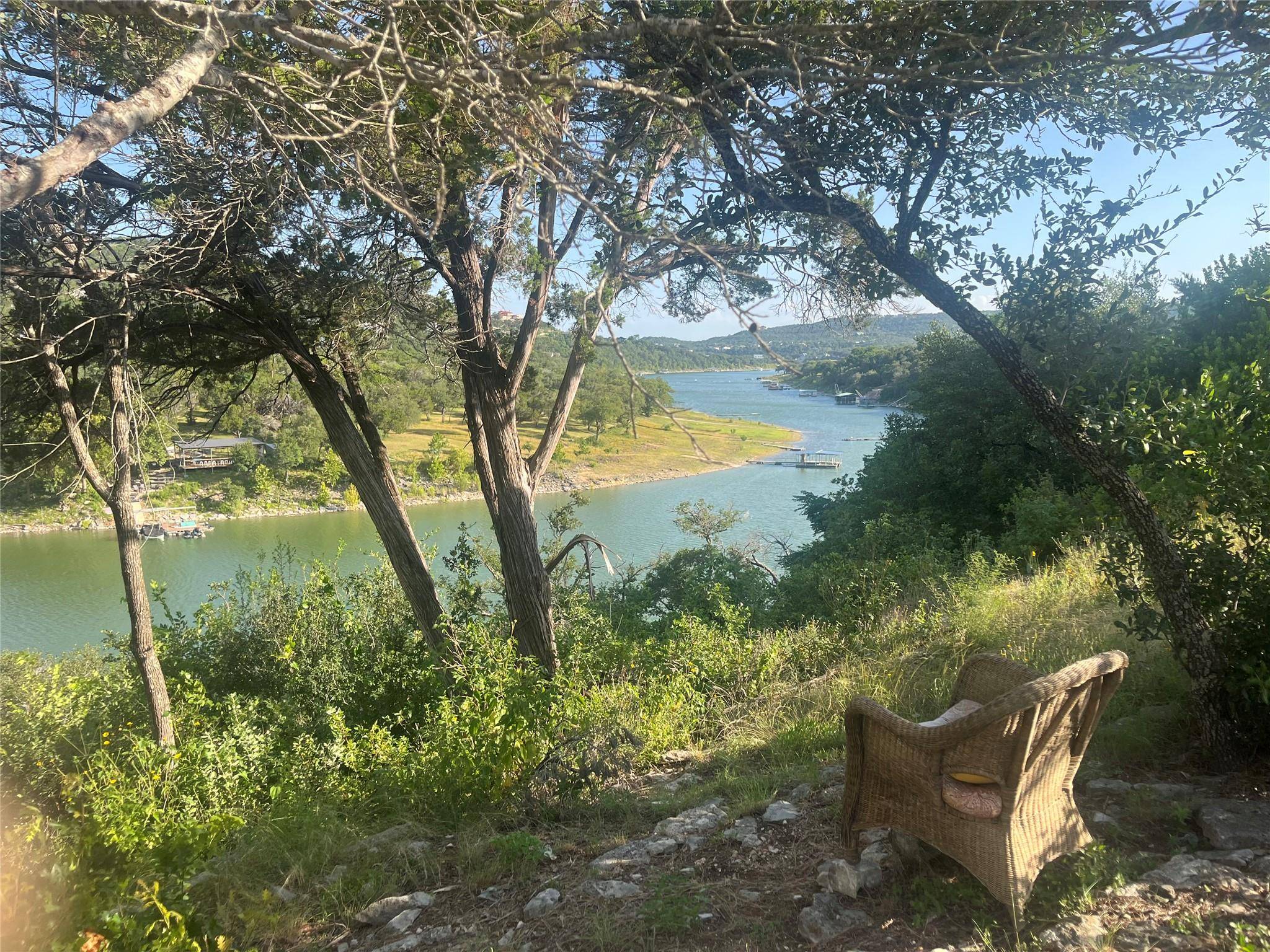 11403 Lakeside DR, Jonestown, TX 78645