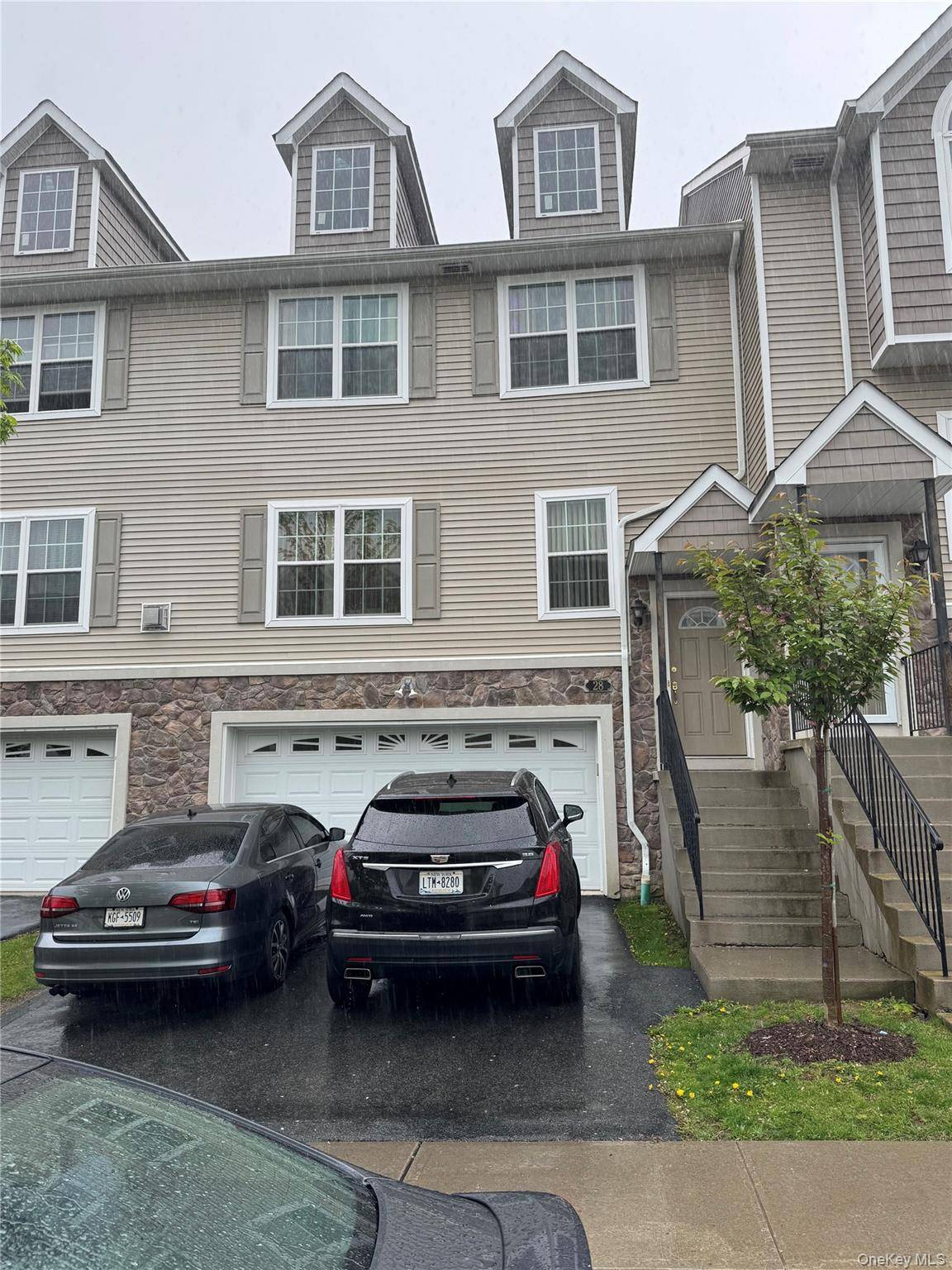 28 Hidden Creek BLVD, Monroe, NY 10950