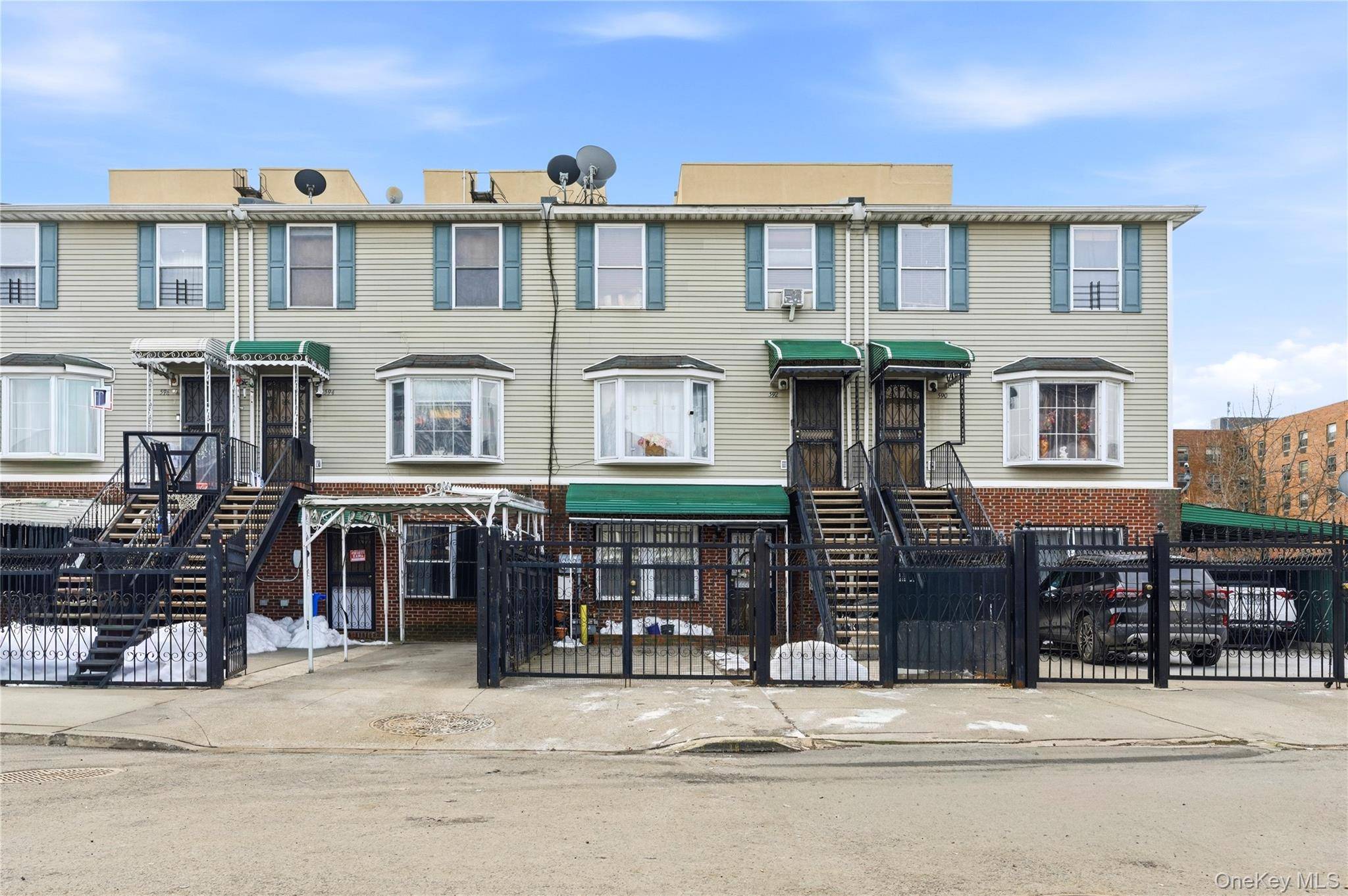 592 Beech TER, Bronx, NY 10454