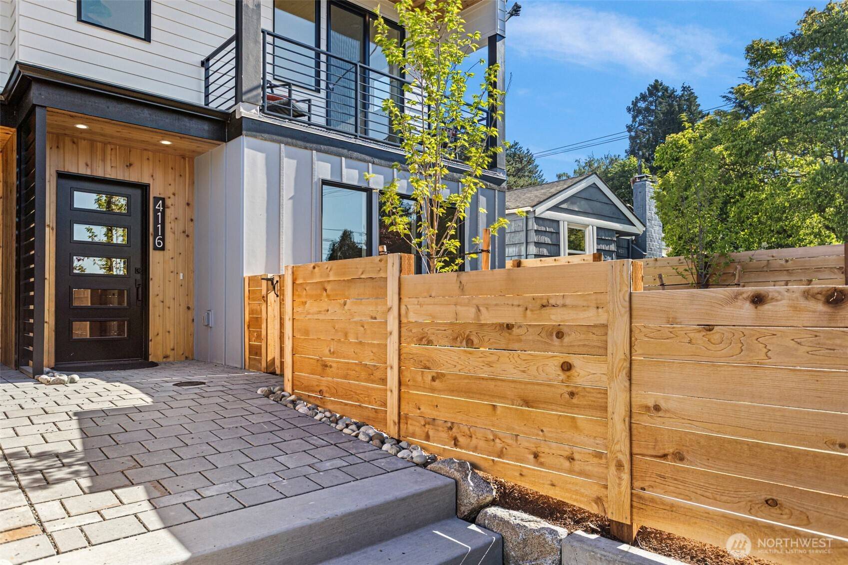 4116 NE 60th ST, Seattle, WA 98115