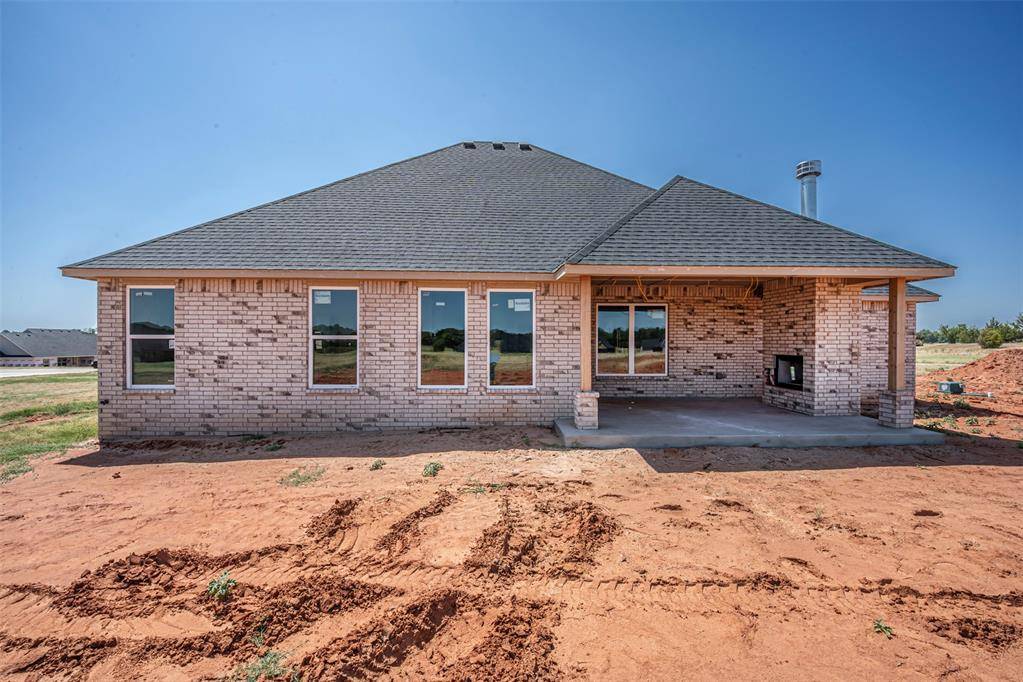 1161 Wolf Creek DR, Blanchard, OK 73010