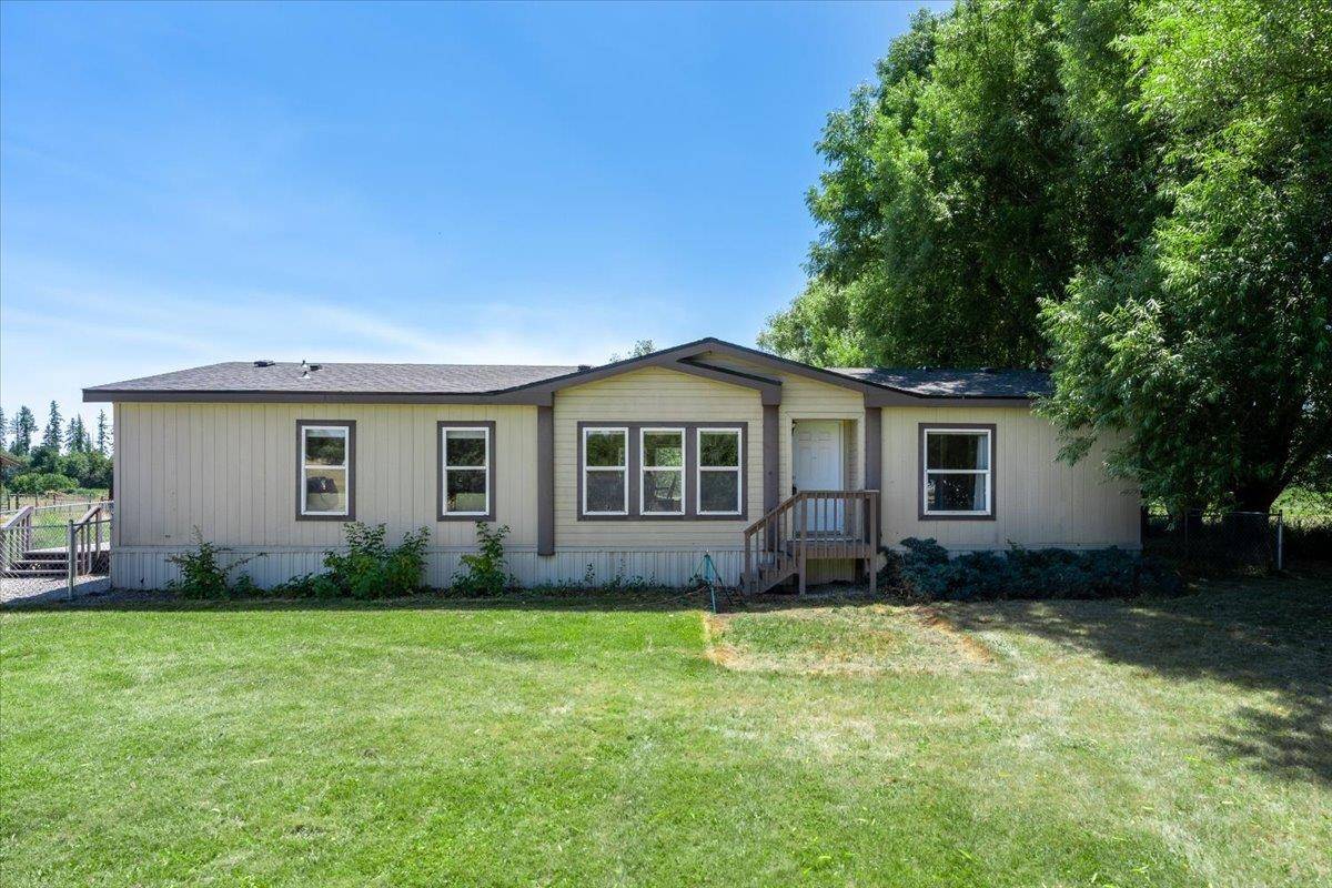 4489 Swenson Rd, Clayton, WA 99110