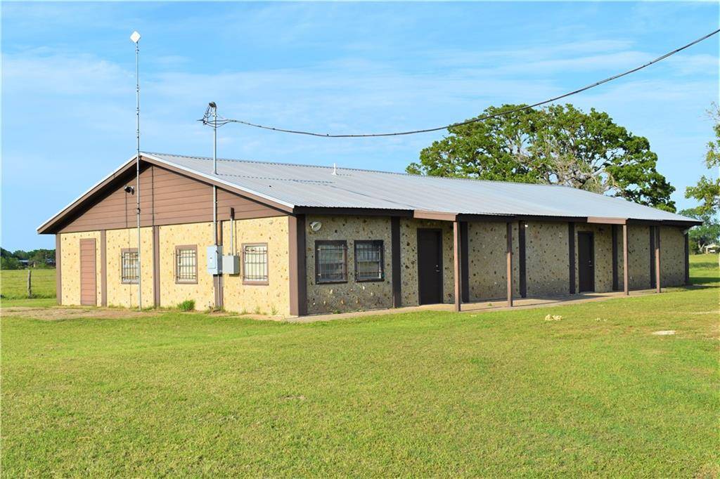 8258 W HWY 79 HWY, Thorndale, TX 76577