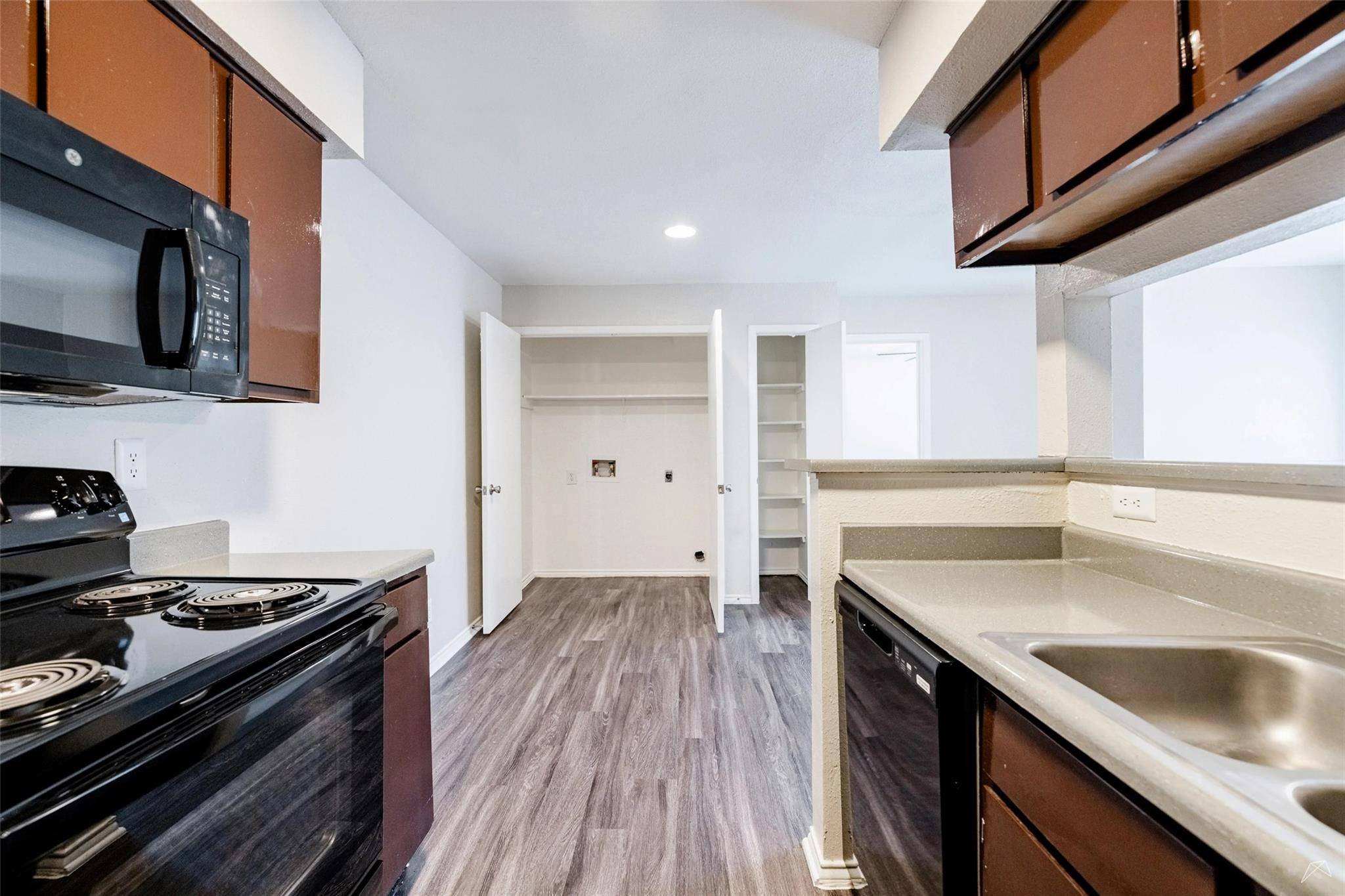 2809 W William Cannon DR #E203, Austin, TX 78745