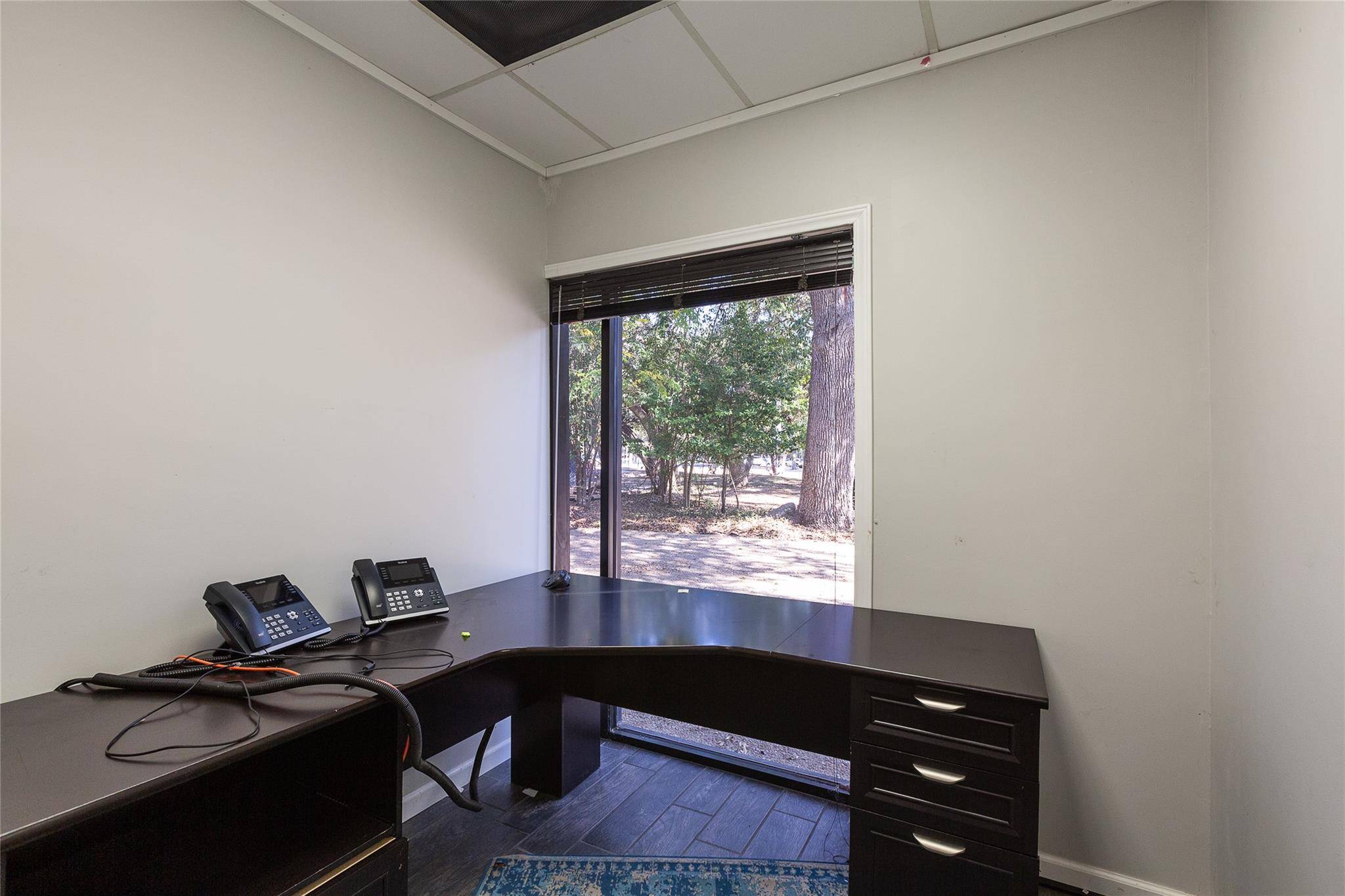 9090 Jollyville RD #106, Austin, TX 78759