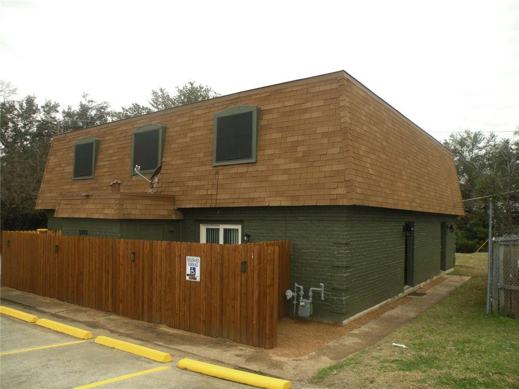 2202 MISSION HILL CIR, Austin, TX 78741