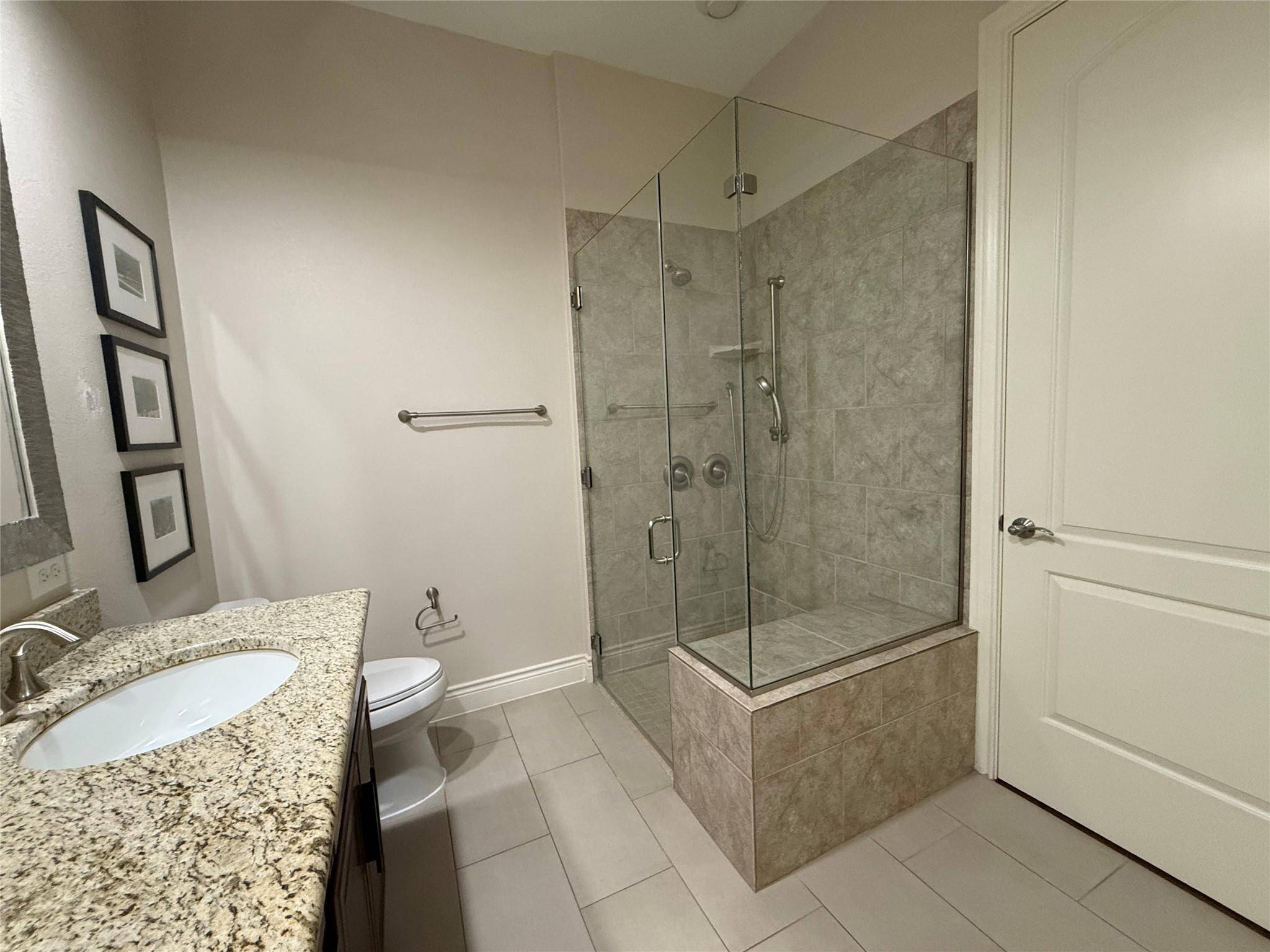 108 Rivalto CIR #C3, Lakeway, TX 78734