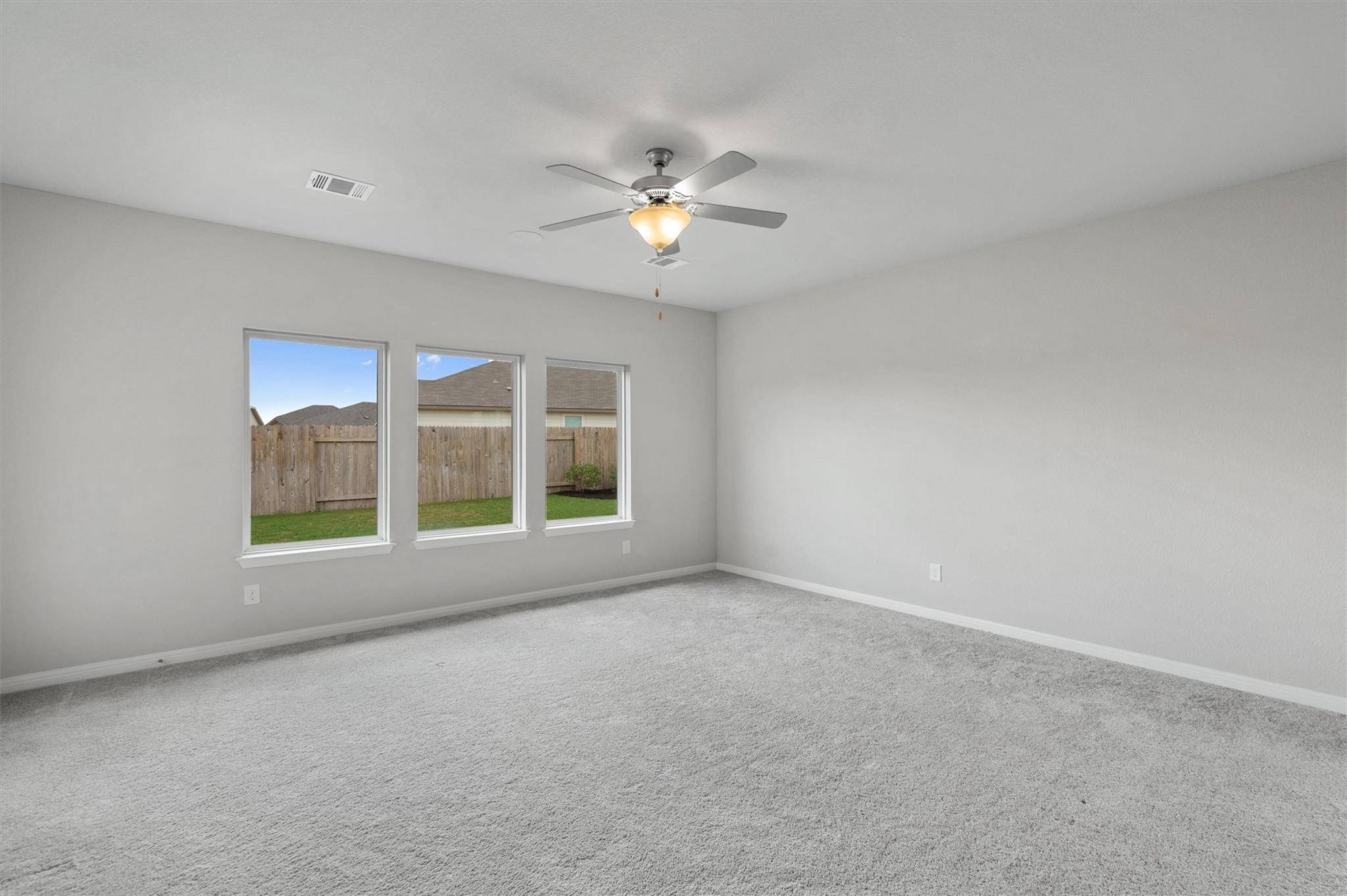209 Golden Plains PKWY, Hutto, TX 78634