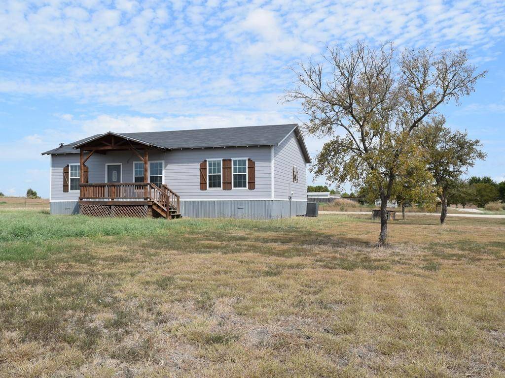 871 County Road 422, Taylor, TX 76574