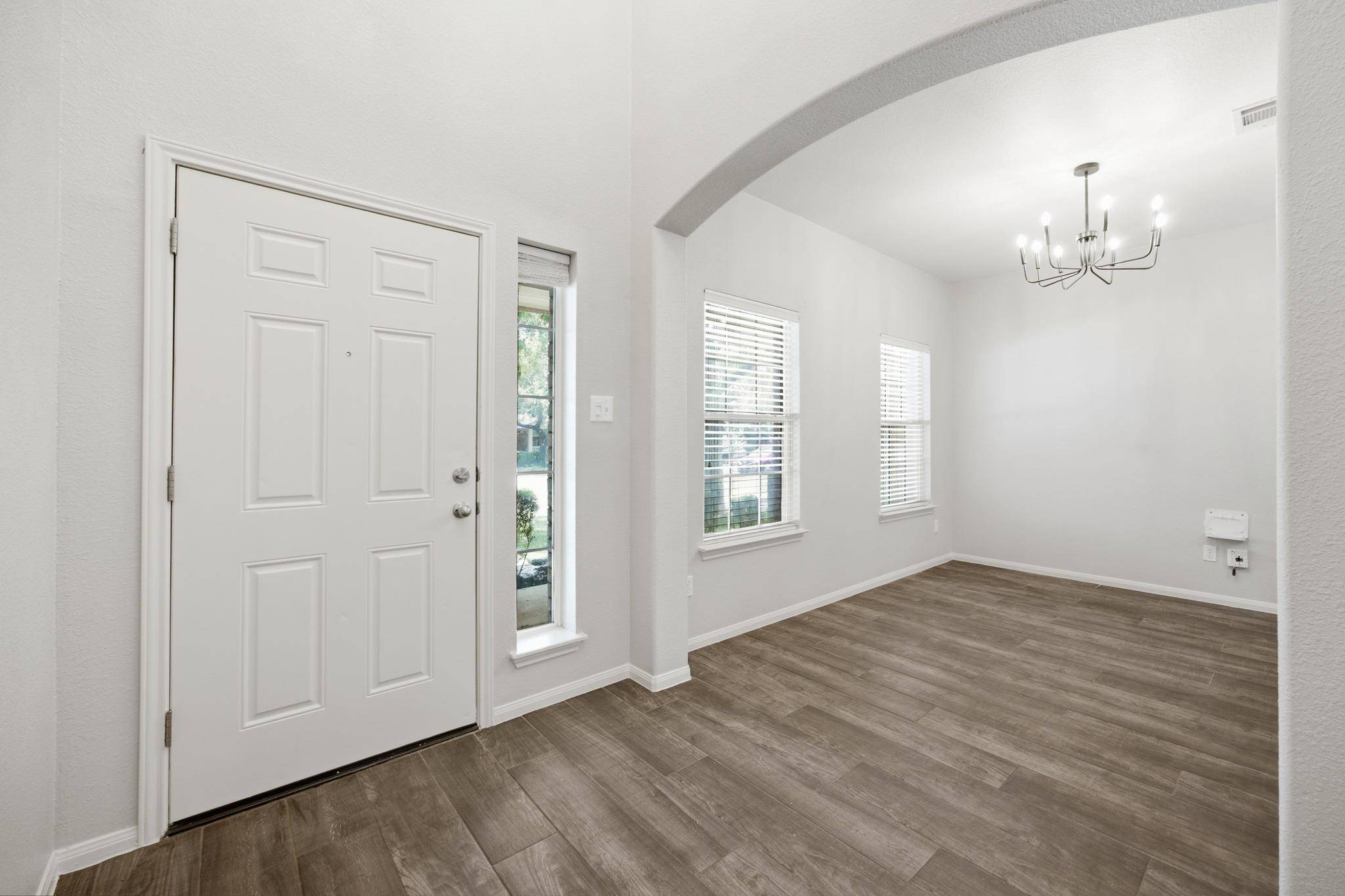 608 Spanish Oak TER, Round Rock, TX 78681