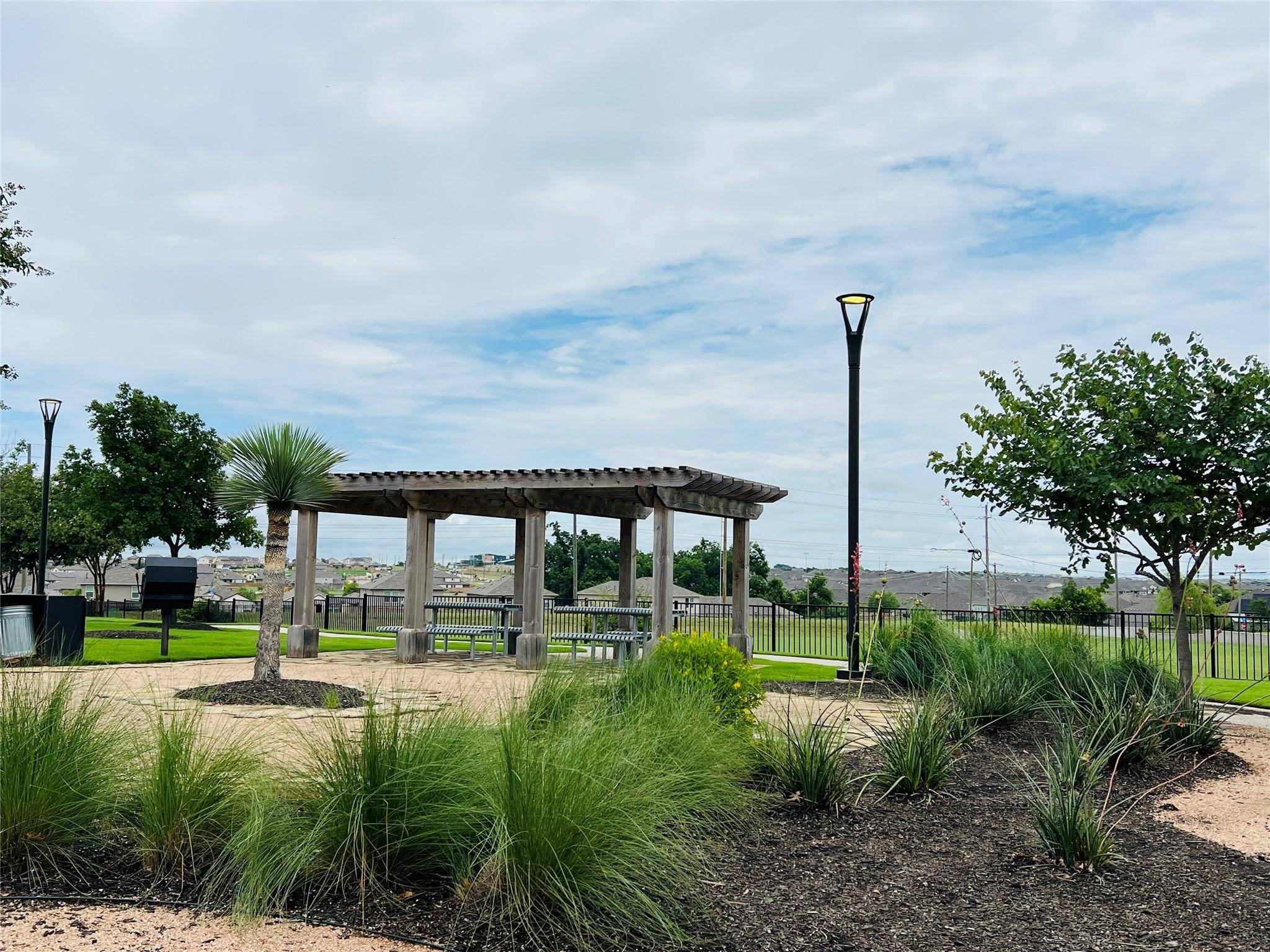 104 Lassy CV, Georgetown, TX 78626
