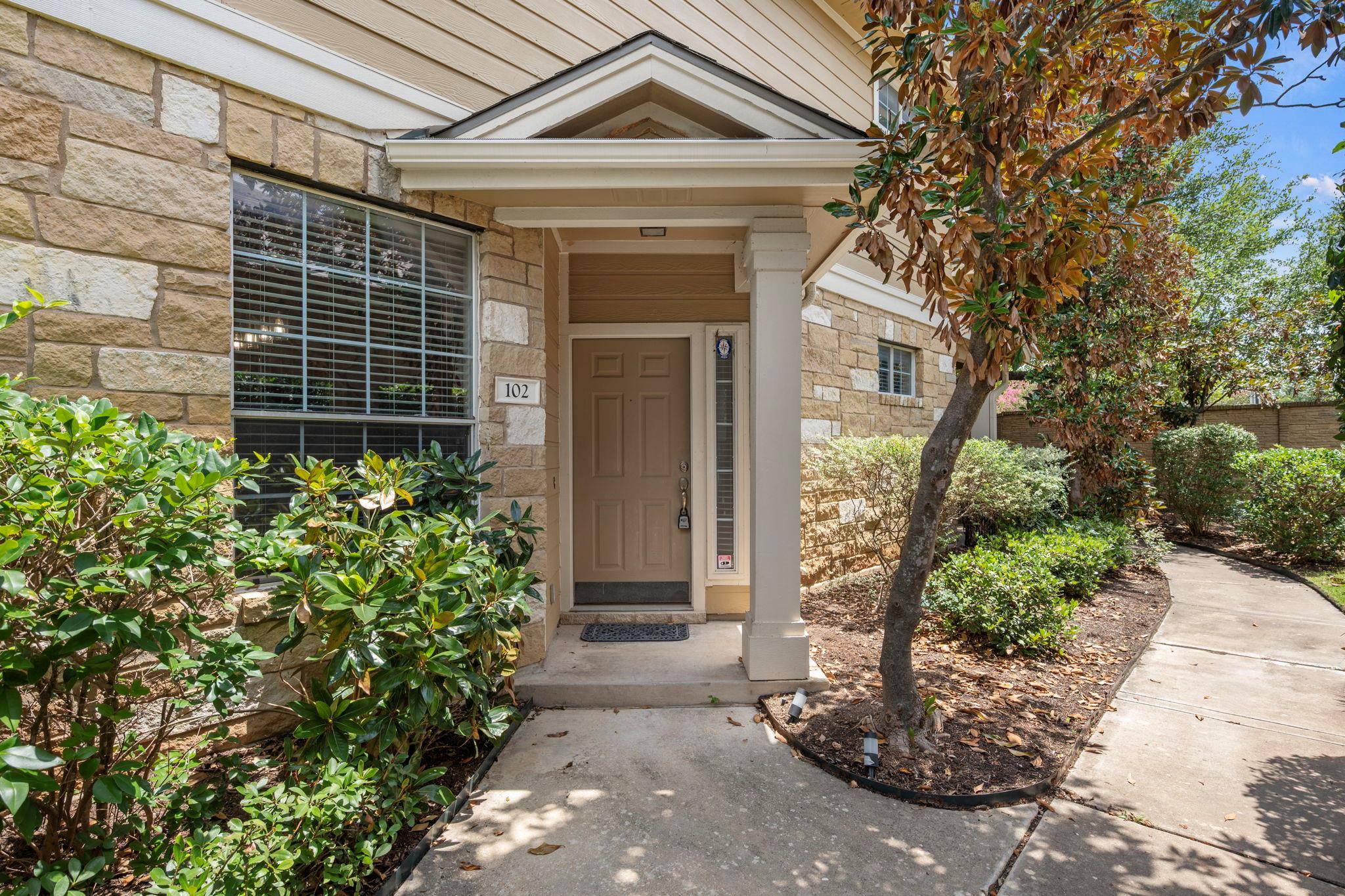 16100 S Great Oaks DR #102, Round Rock, TX 78681