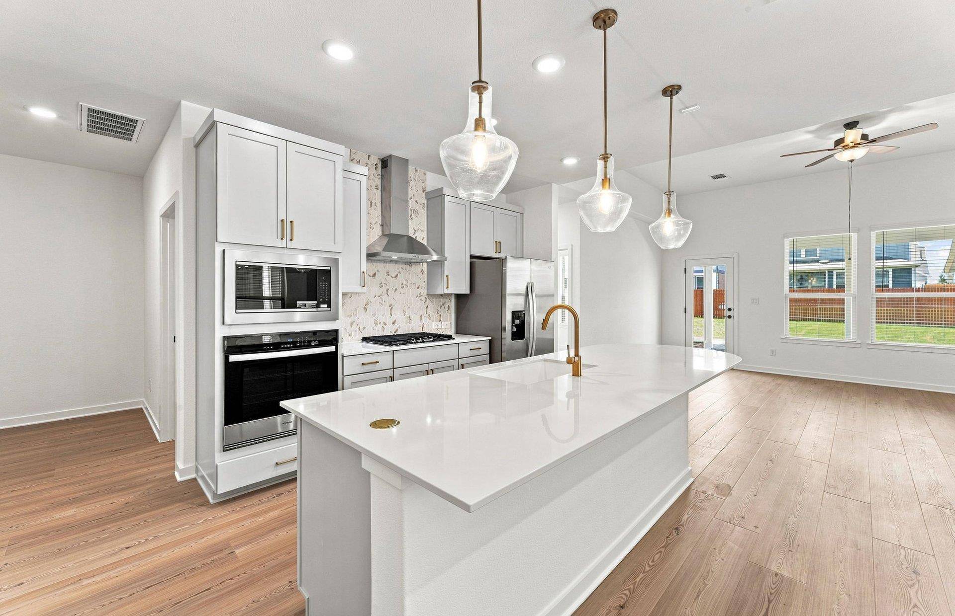 112 Singing Dove WAY, Liberty Hill, TX 78642