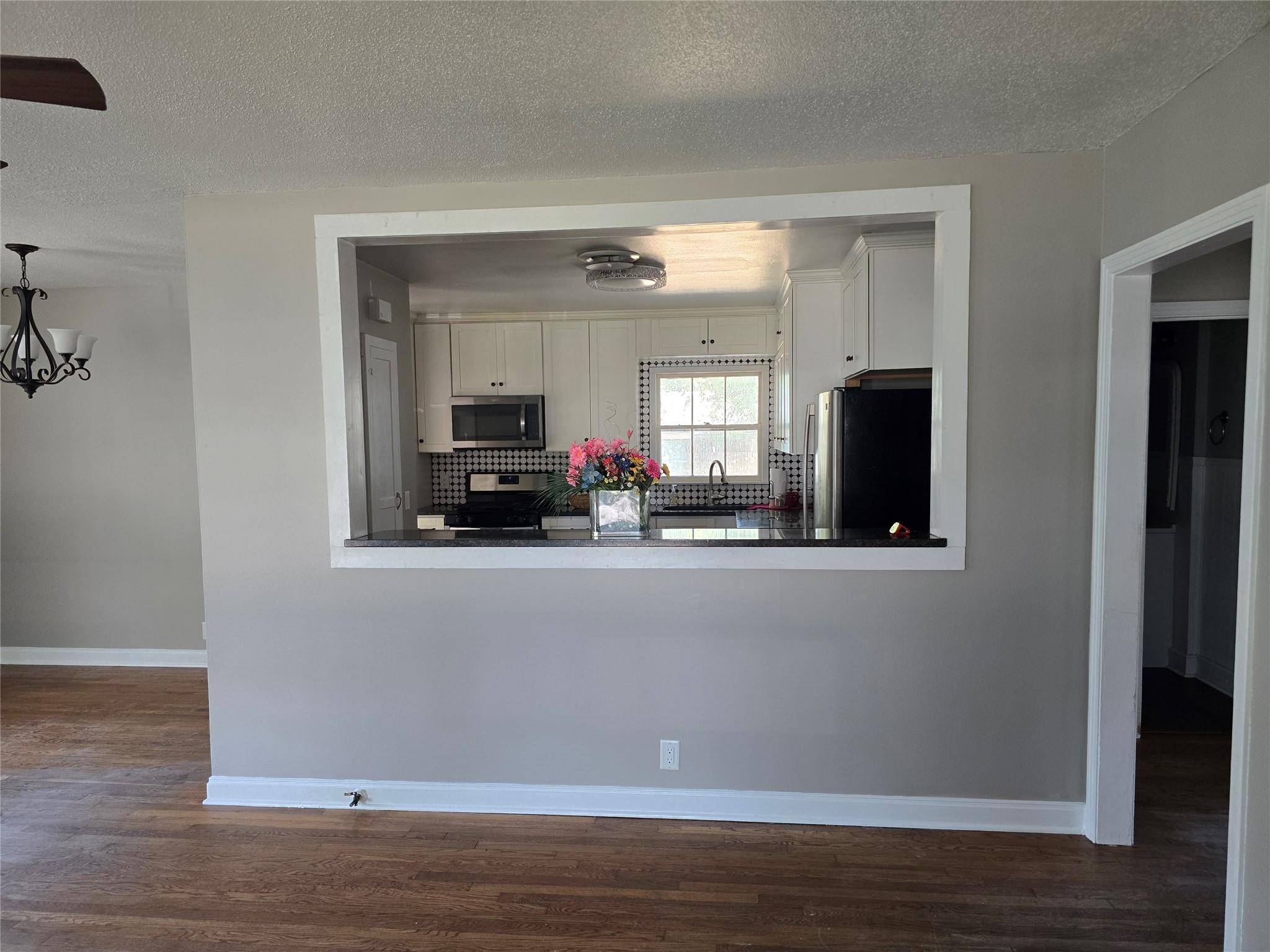 Address not disclosed, Thorndale, TX 76577