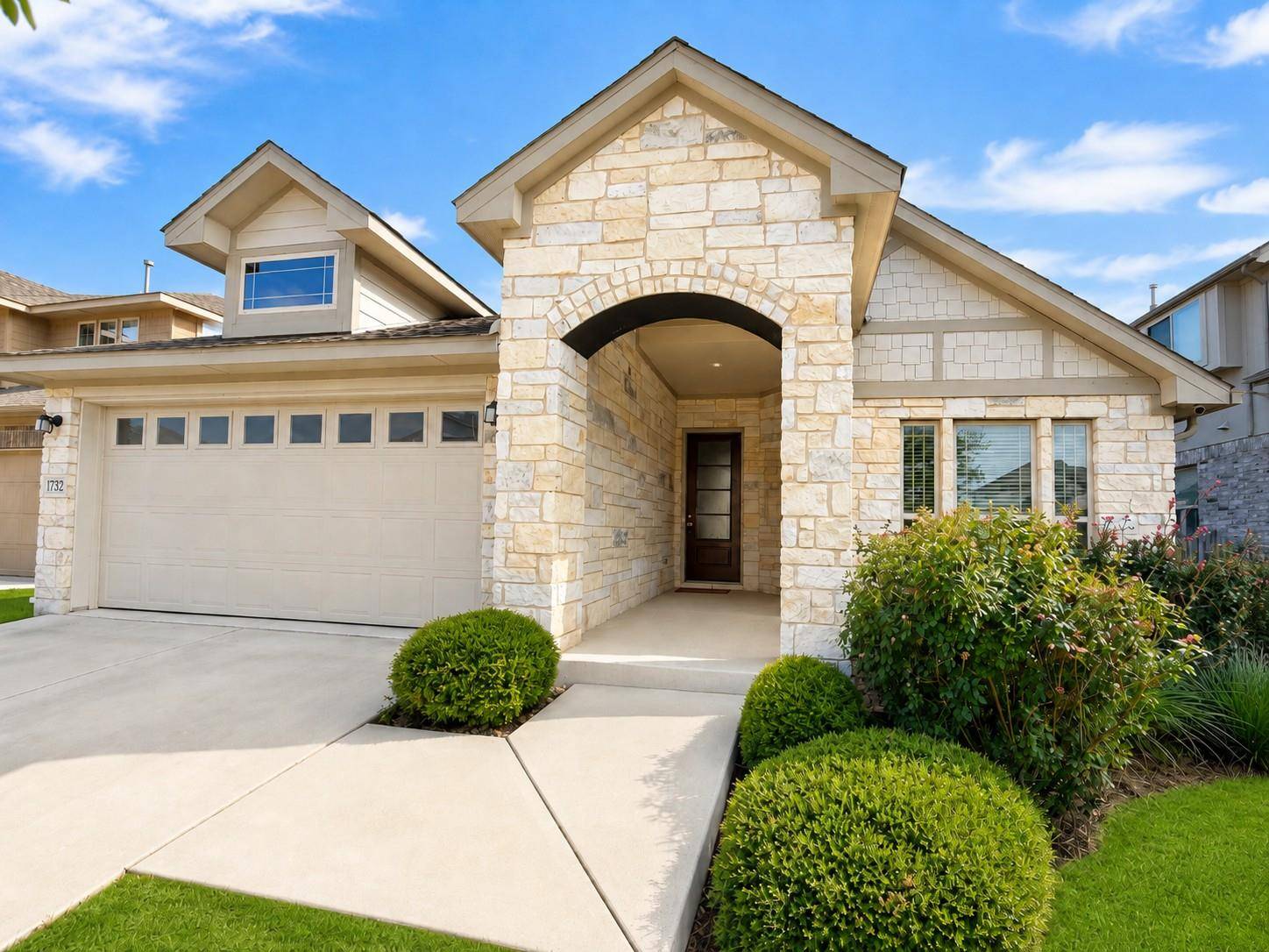 1732 Arapaho Mountain PASS, Leander, TX 78641
